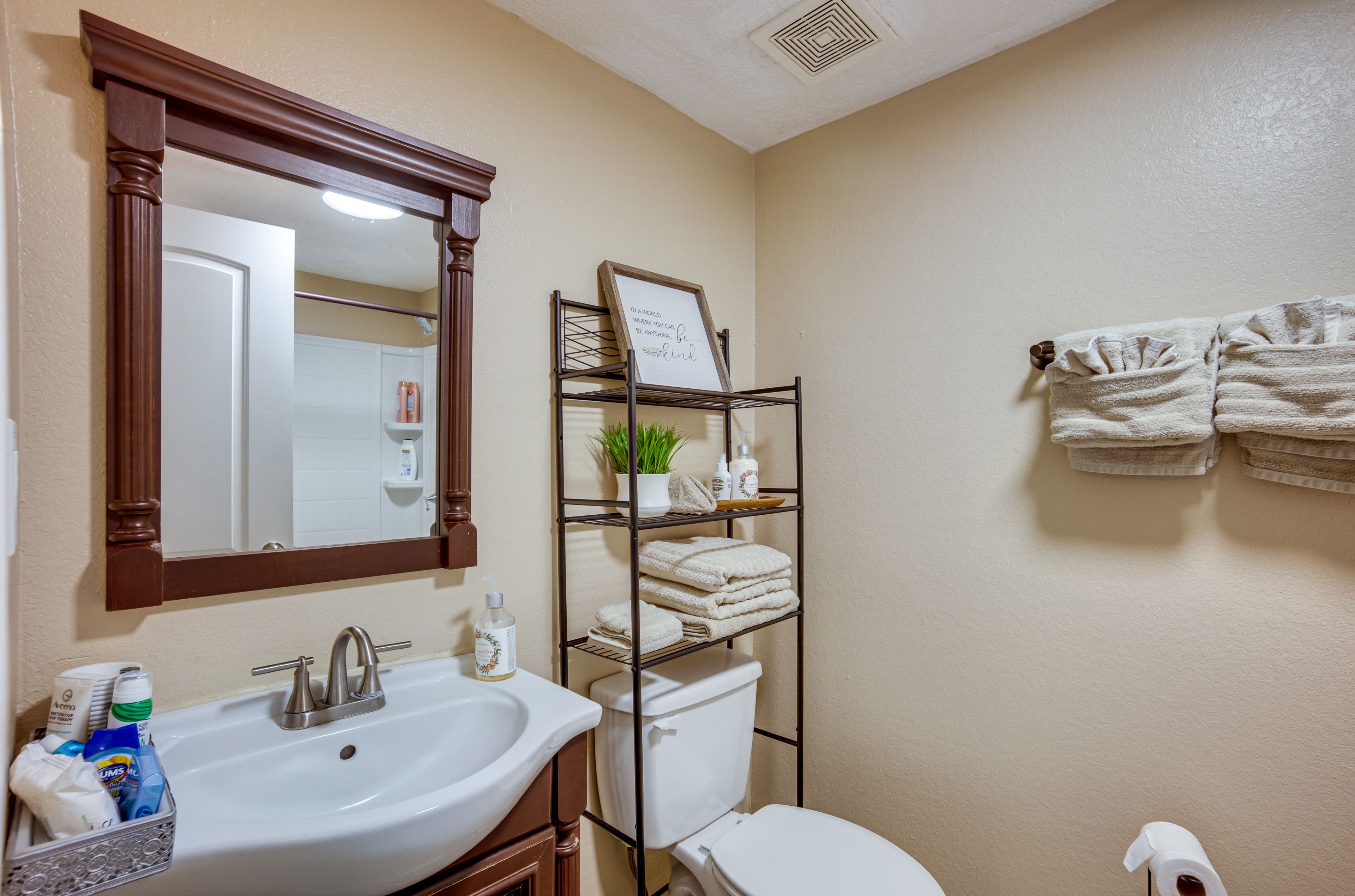 Full Bathroom