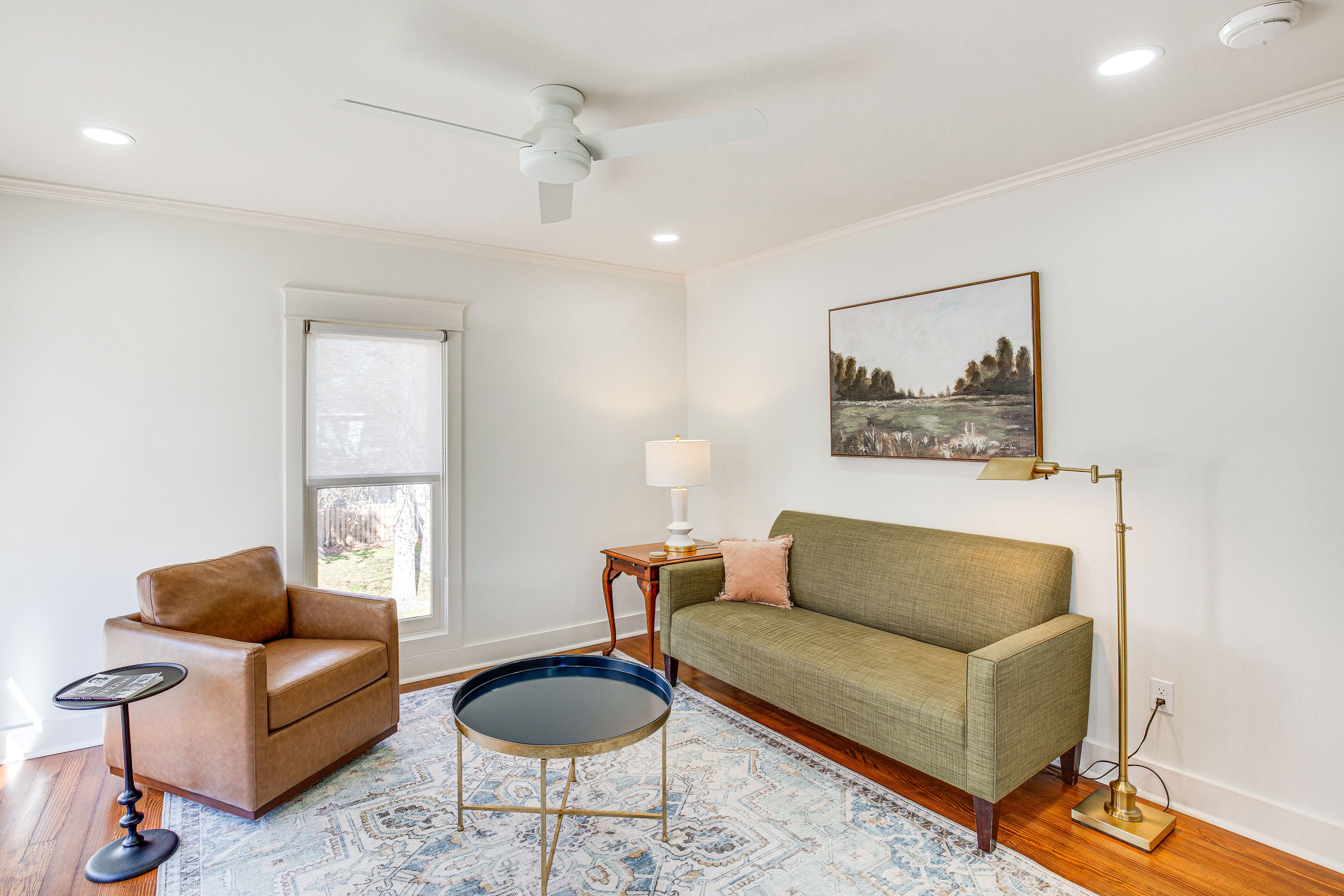 Living Room | Single-Story Apartment