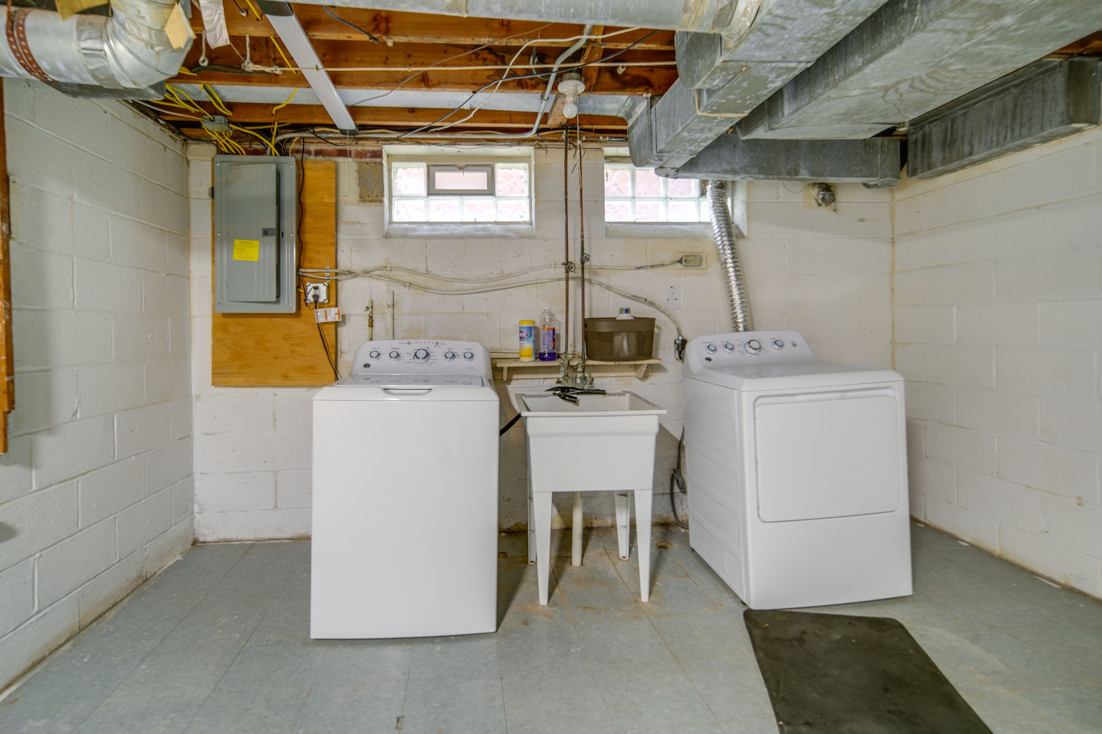 Washer & Dryer