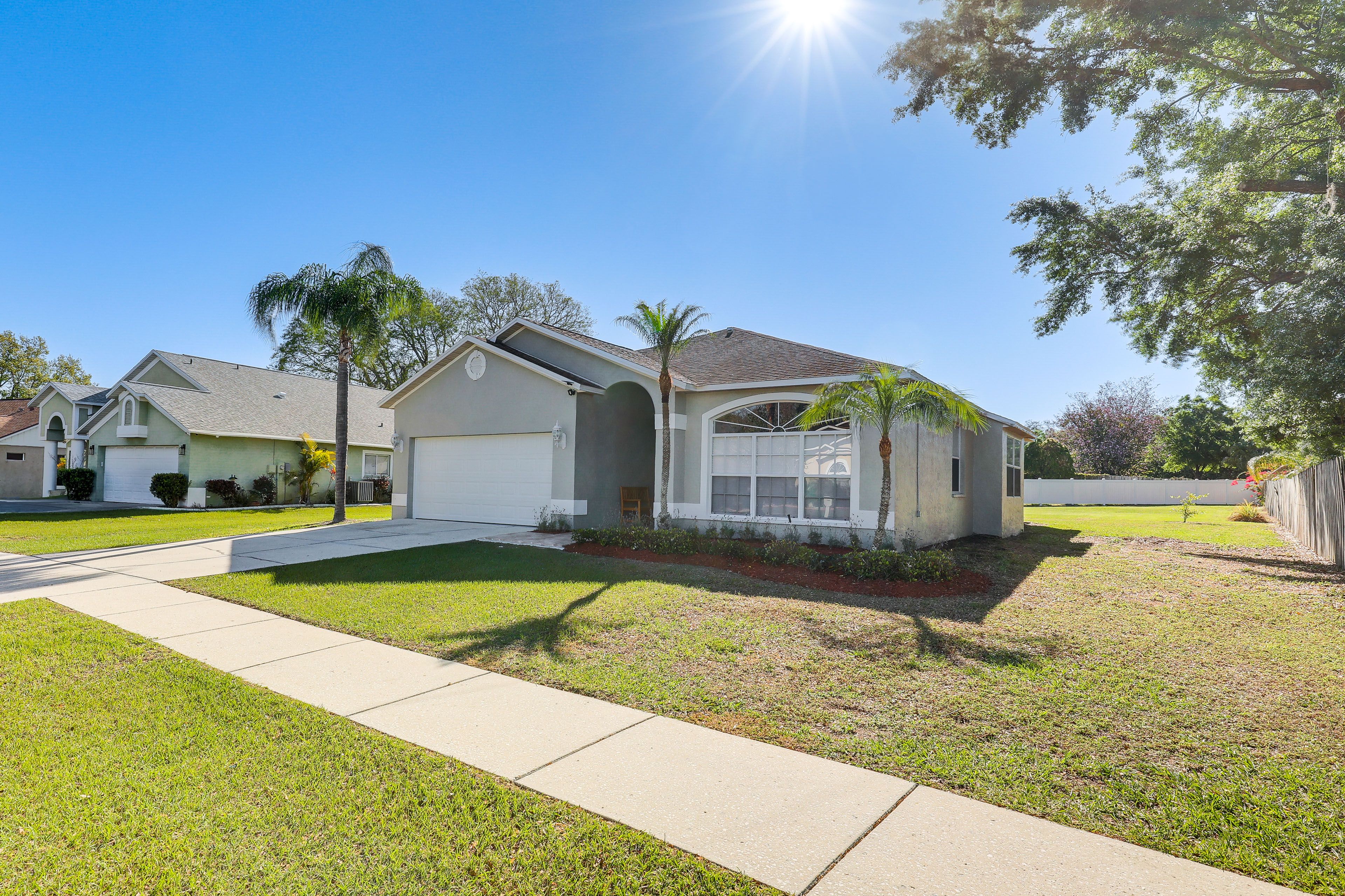 Home Exterior | Single-Story Home