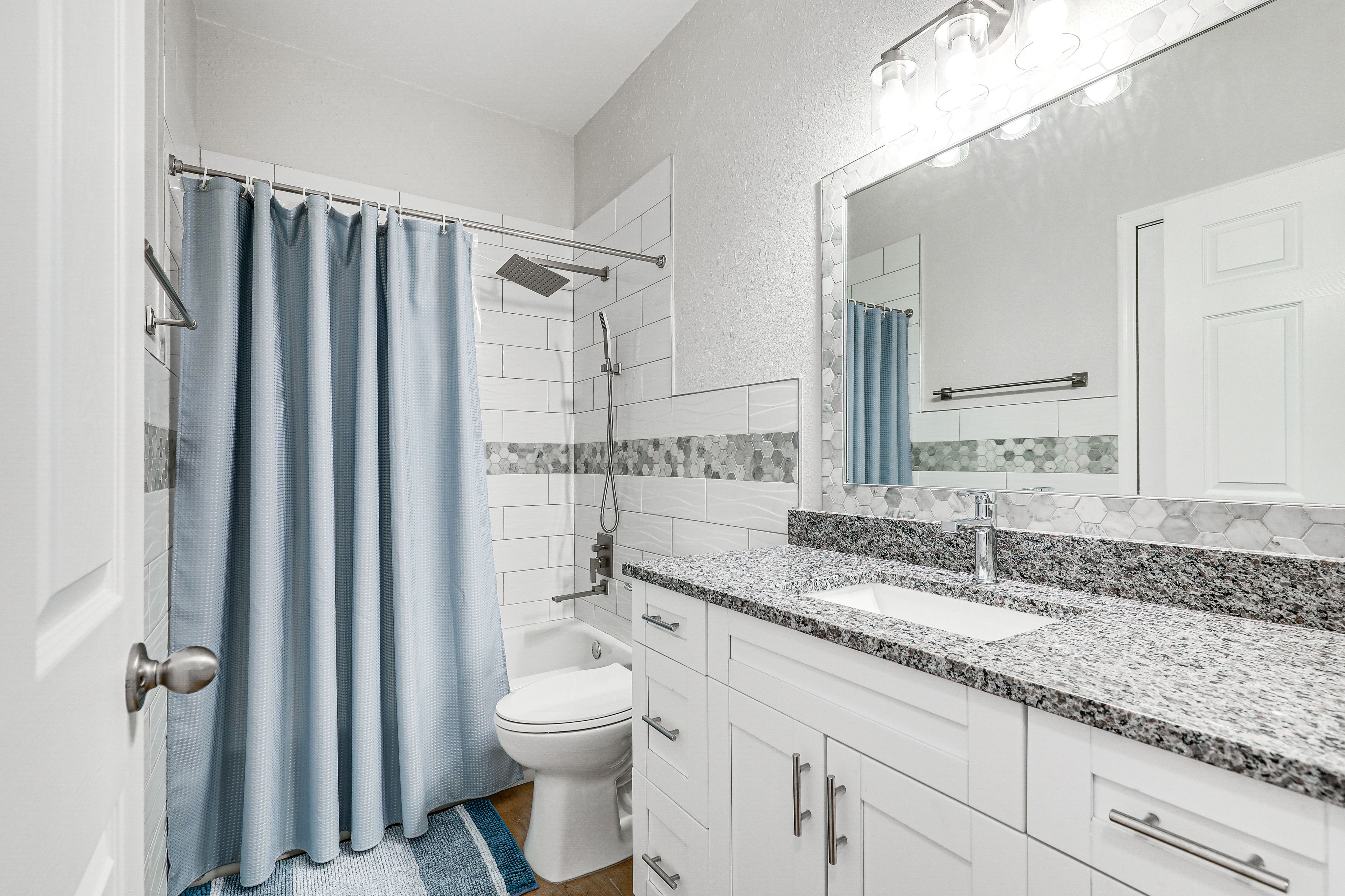 Full Bathroom