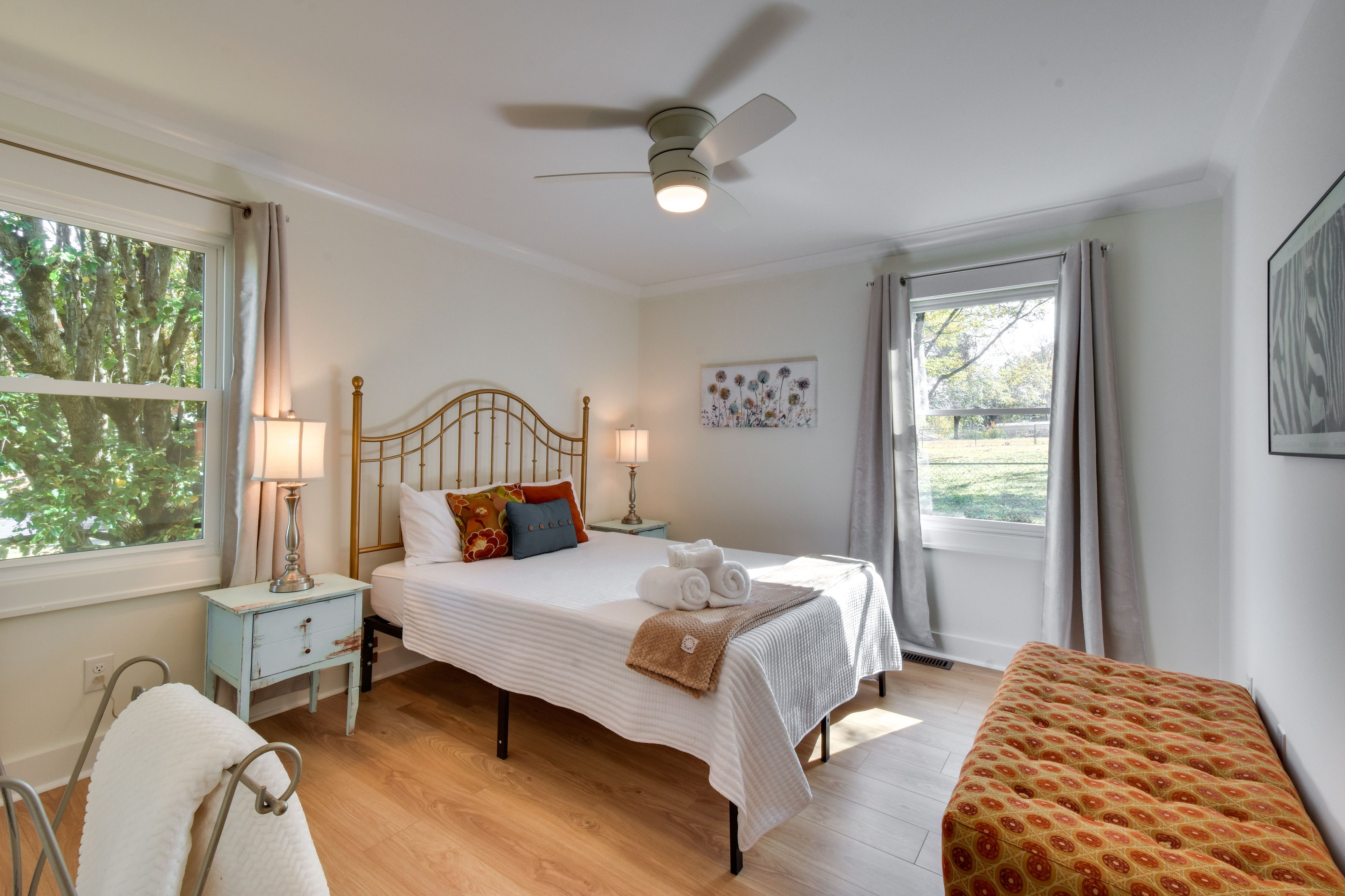 Bedroom 3 | Queen Bed