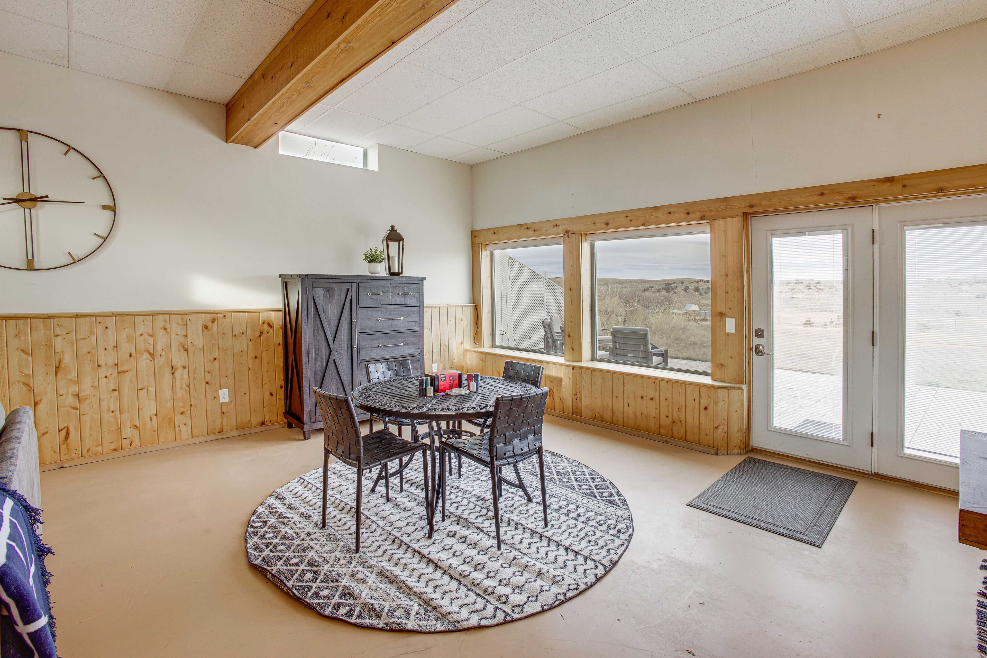 Breakfast Nook