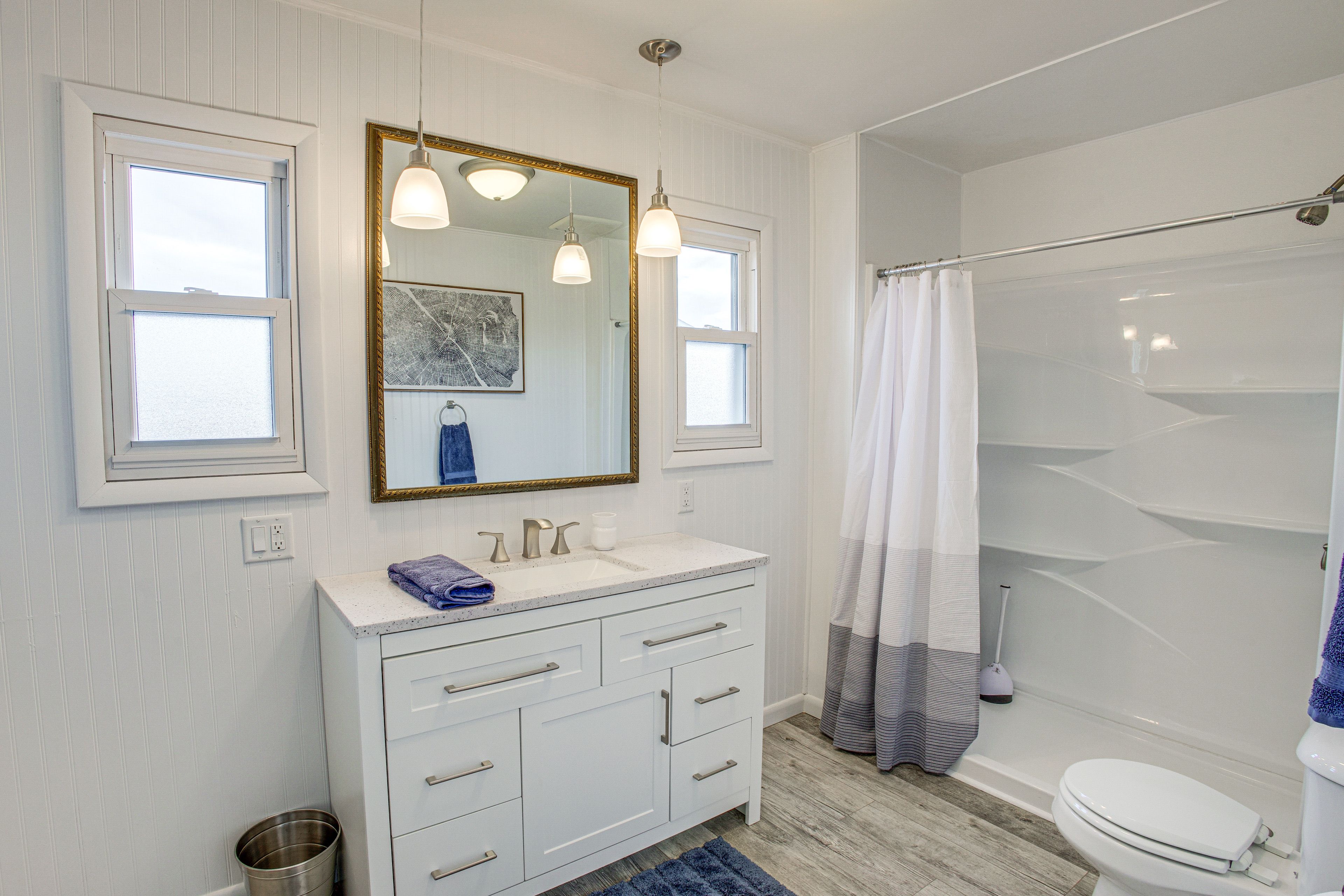 Full Bathroom