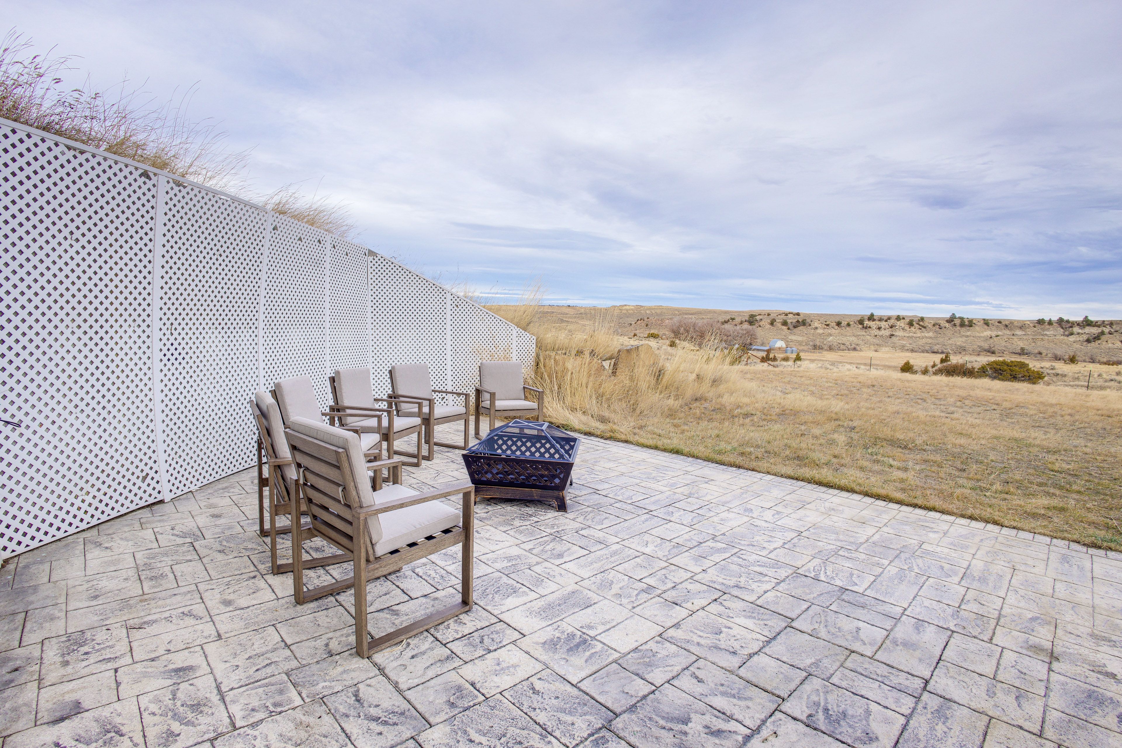 Patio | Fire Pit | Gas Grill
