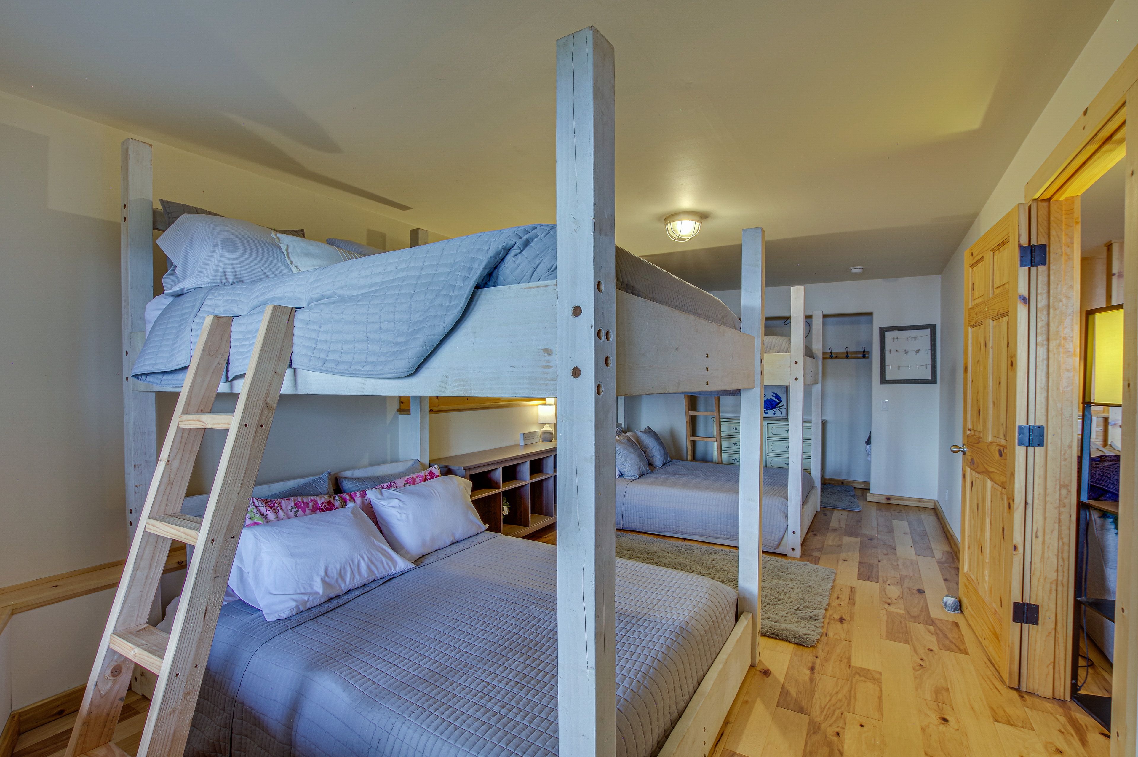Bedroom 3 | 2 Queen Bunk Beds | 1st Floor