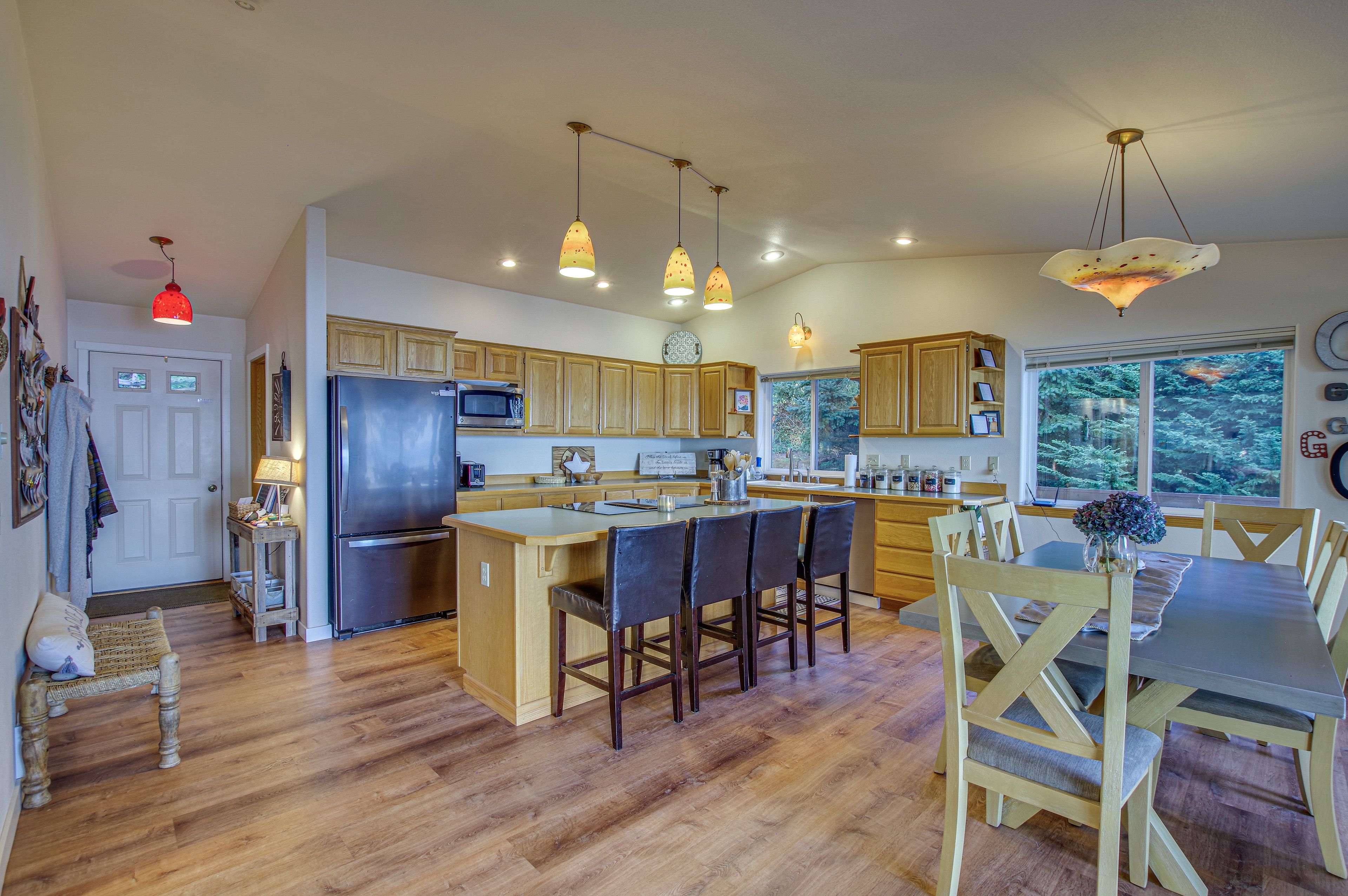 Kitchen | Stove/Oven | Dishwasher | Coffee Maker | 2nd Floor