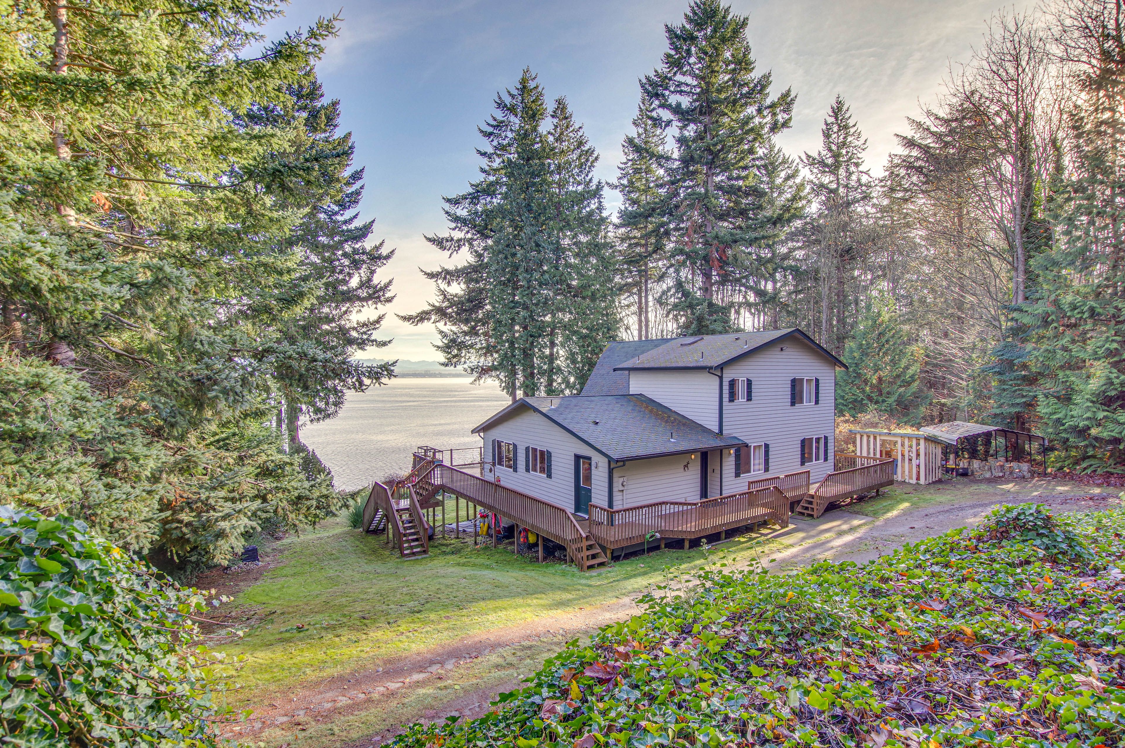 House Exterior | Access to Puget Sound | Bicycles Provided