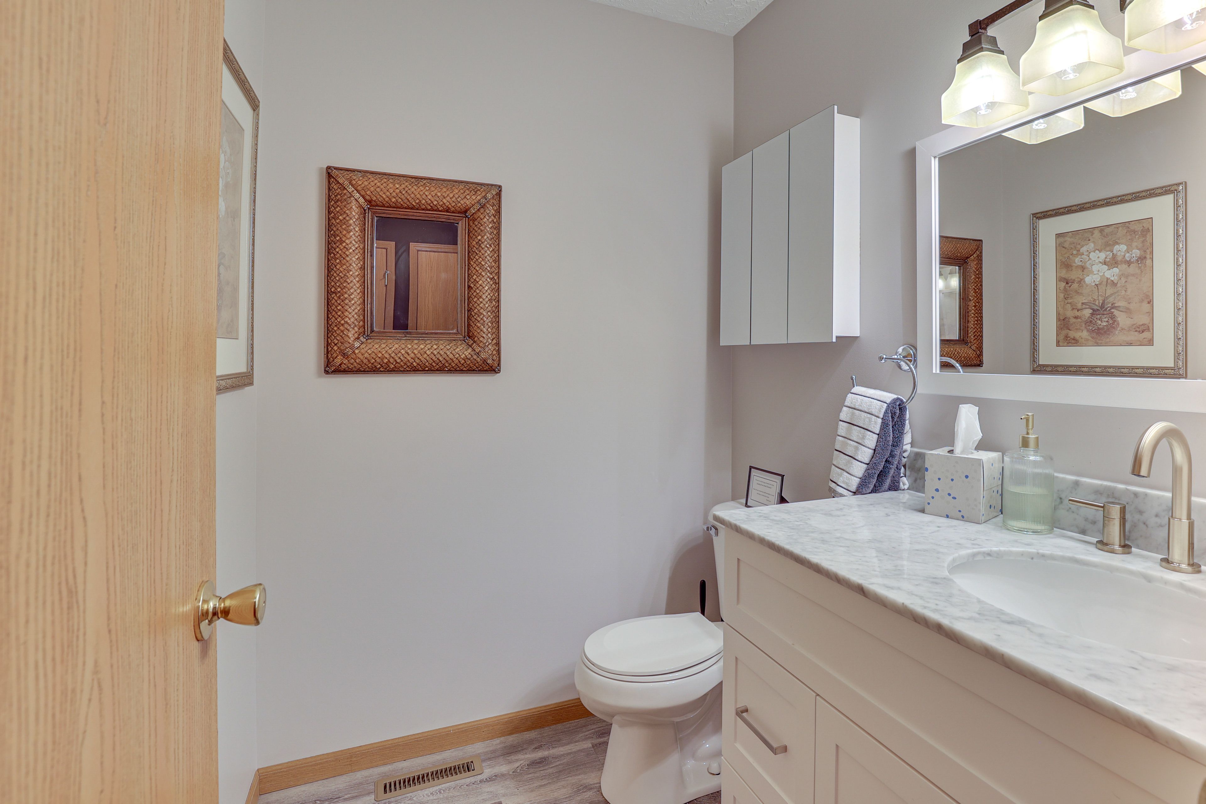 Half Bathroom | 1st Floor