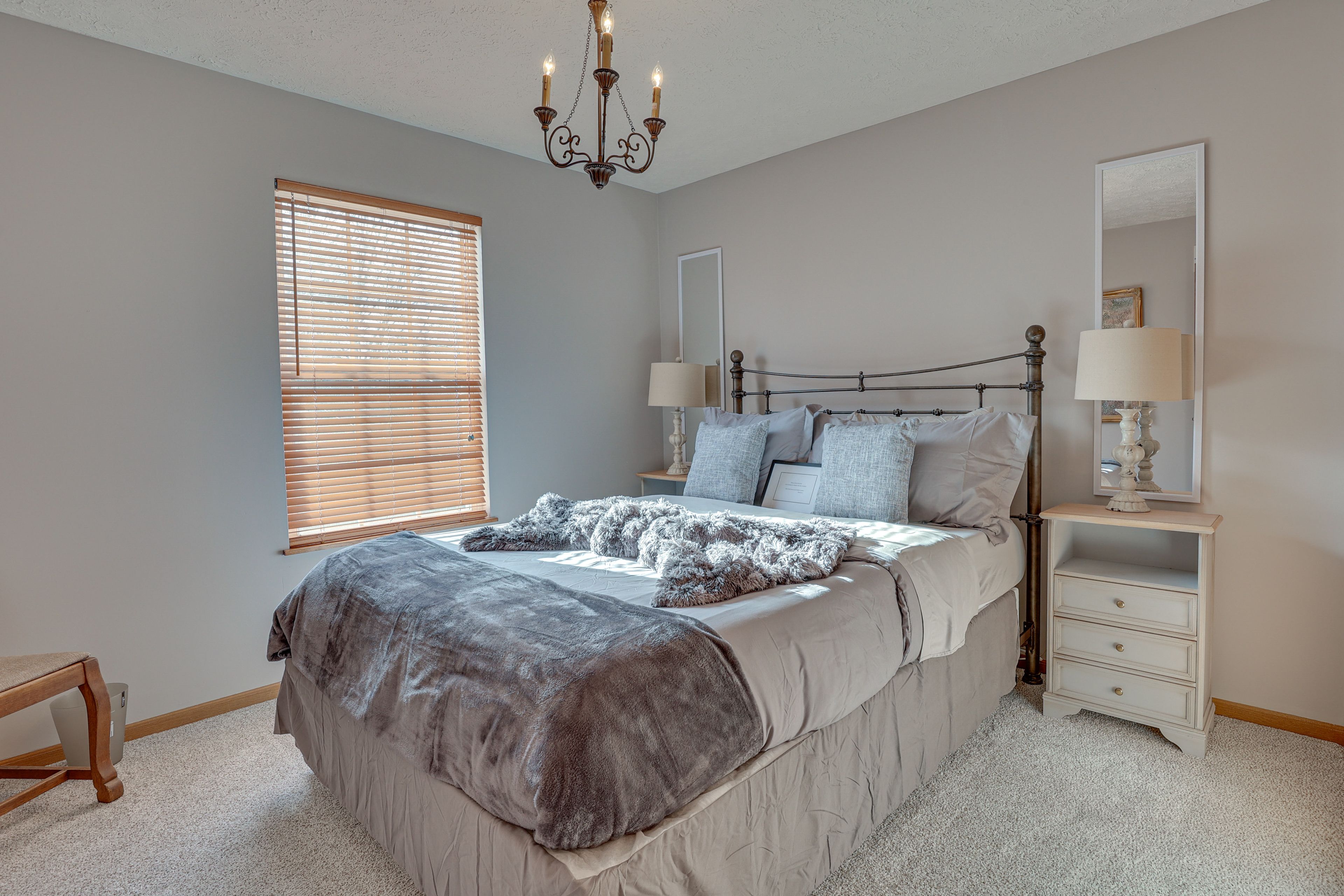 Bedroom 3 | 2nd Floor | Queen Bed