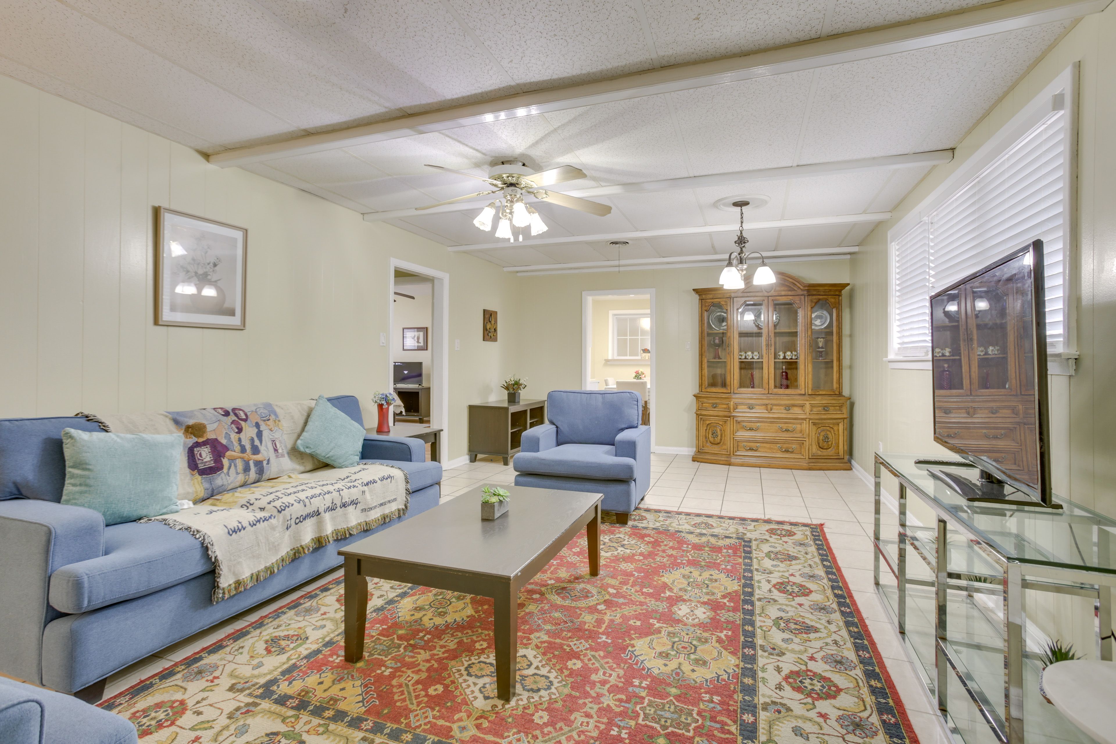 Metairie Vacation Rental | 3BR | 2BA | 1,700 Sq Ft | 3 Steps to Enter