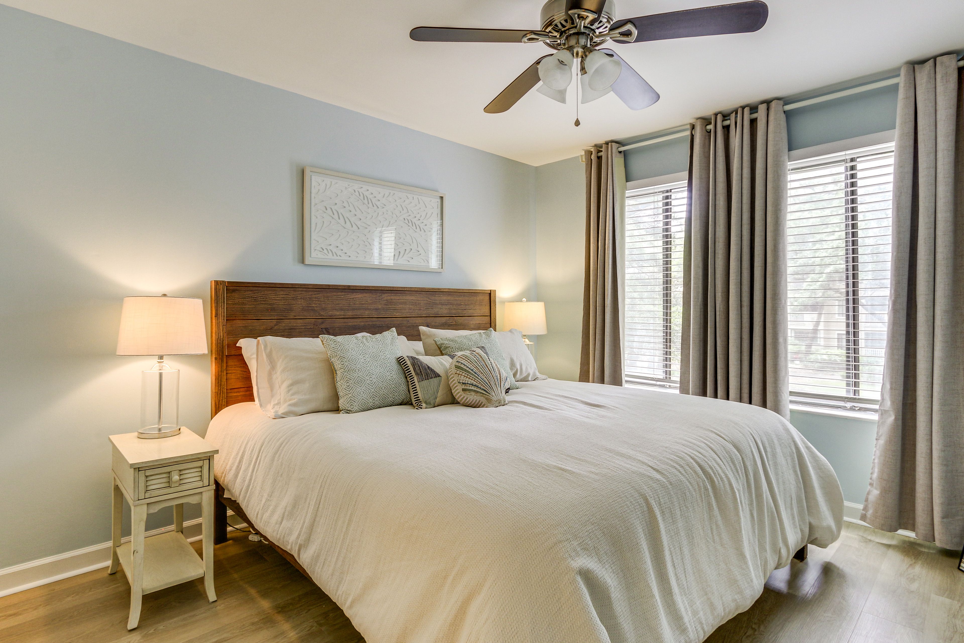 Bedroom 1 | King Bed | Linens Provided | En-Suite Bathroom