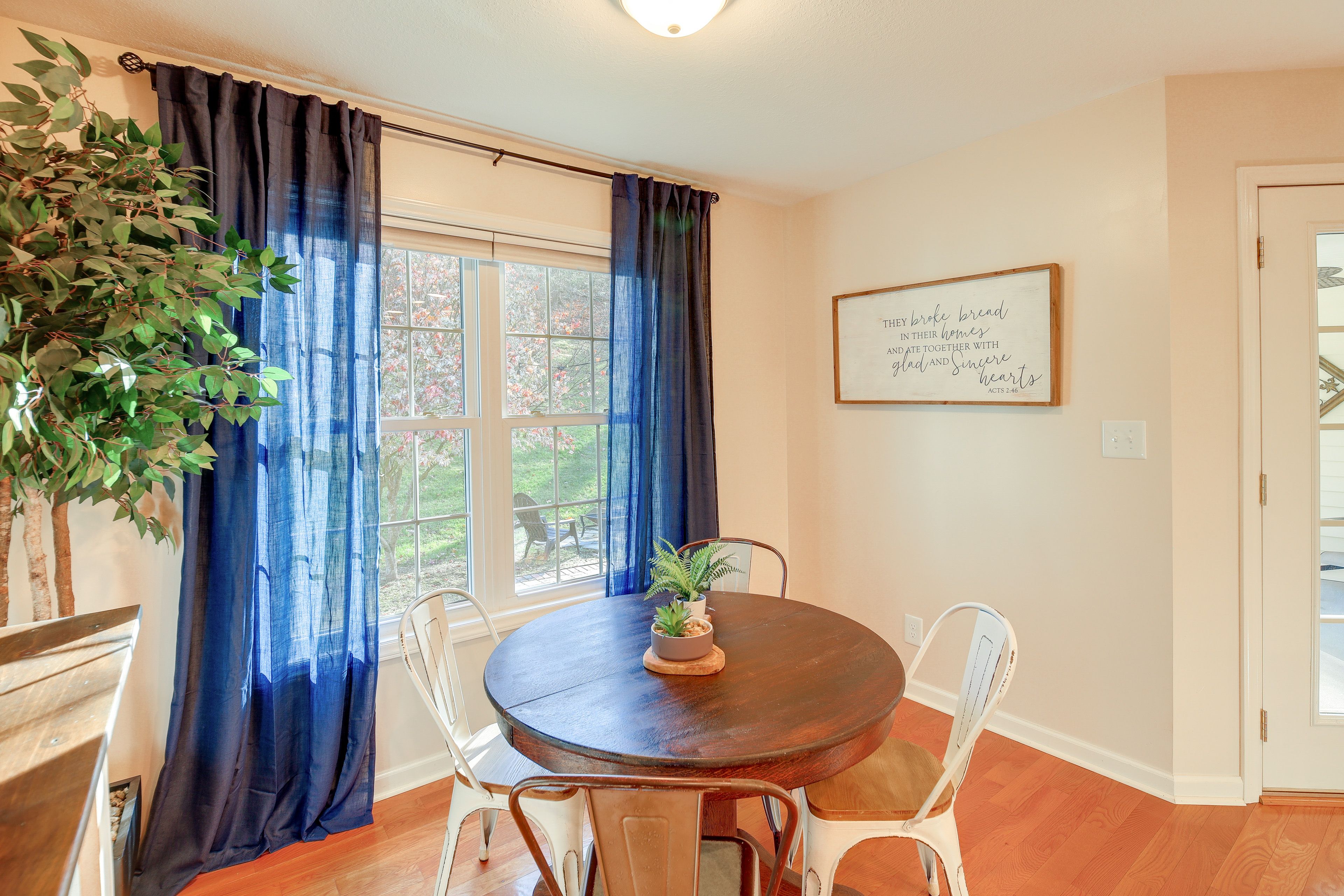 Dining Area | Coffee Bar | Coffee Maker