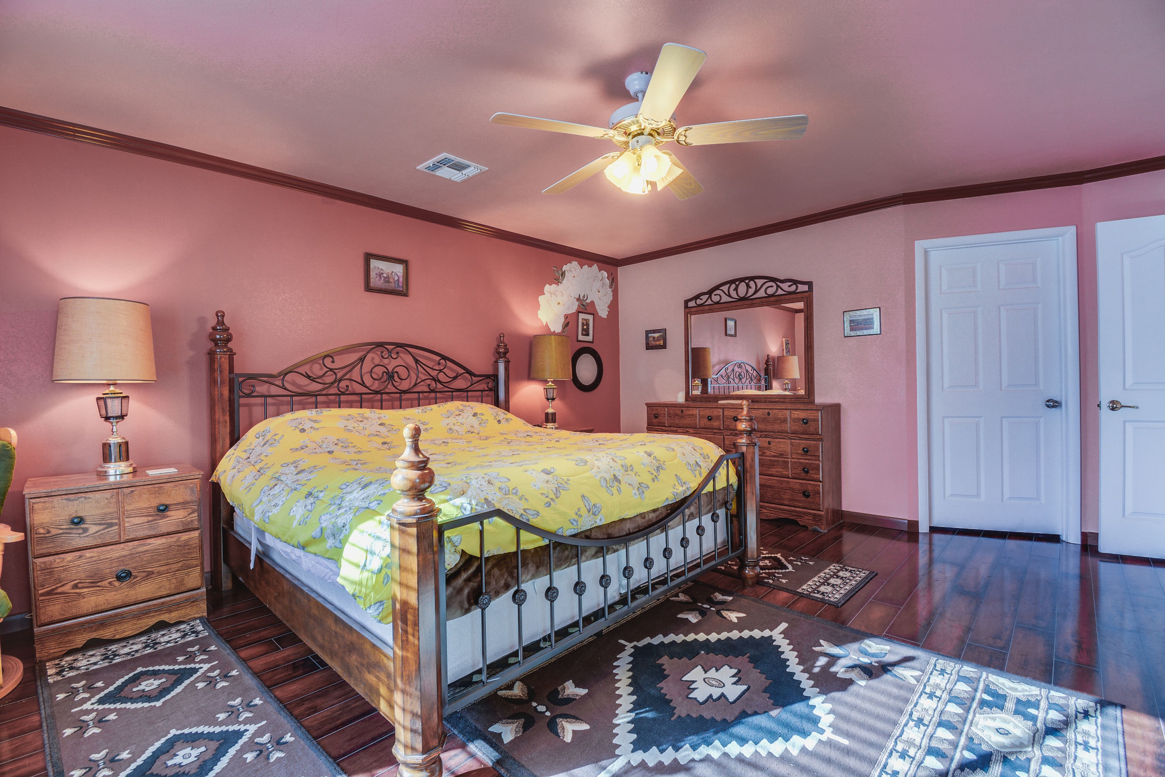Bedroom 2 | California King Bed | Smart TV