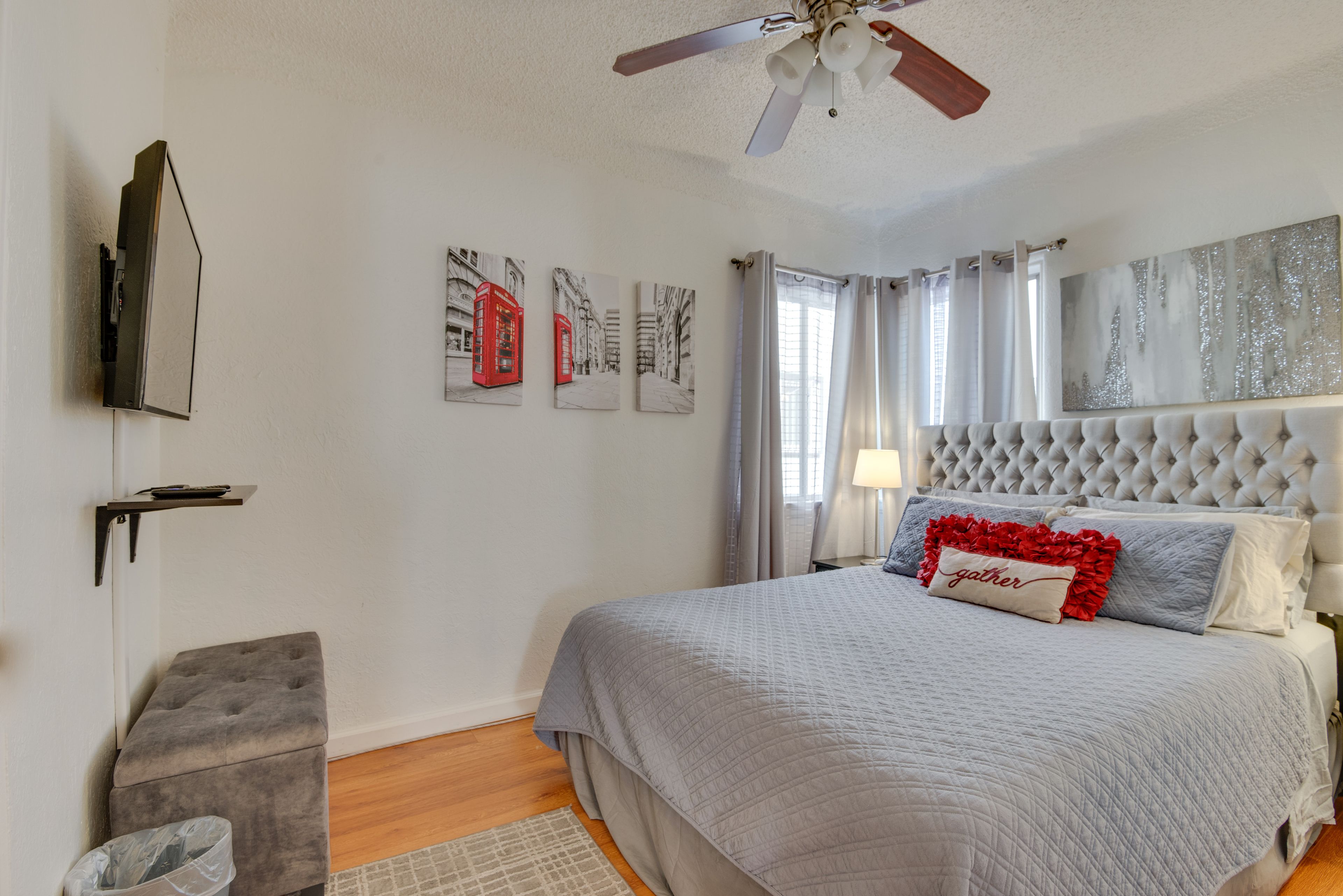 Bedroom 2 | Queen Bed | Smart TV