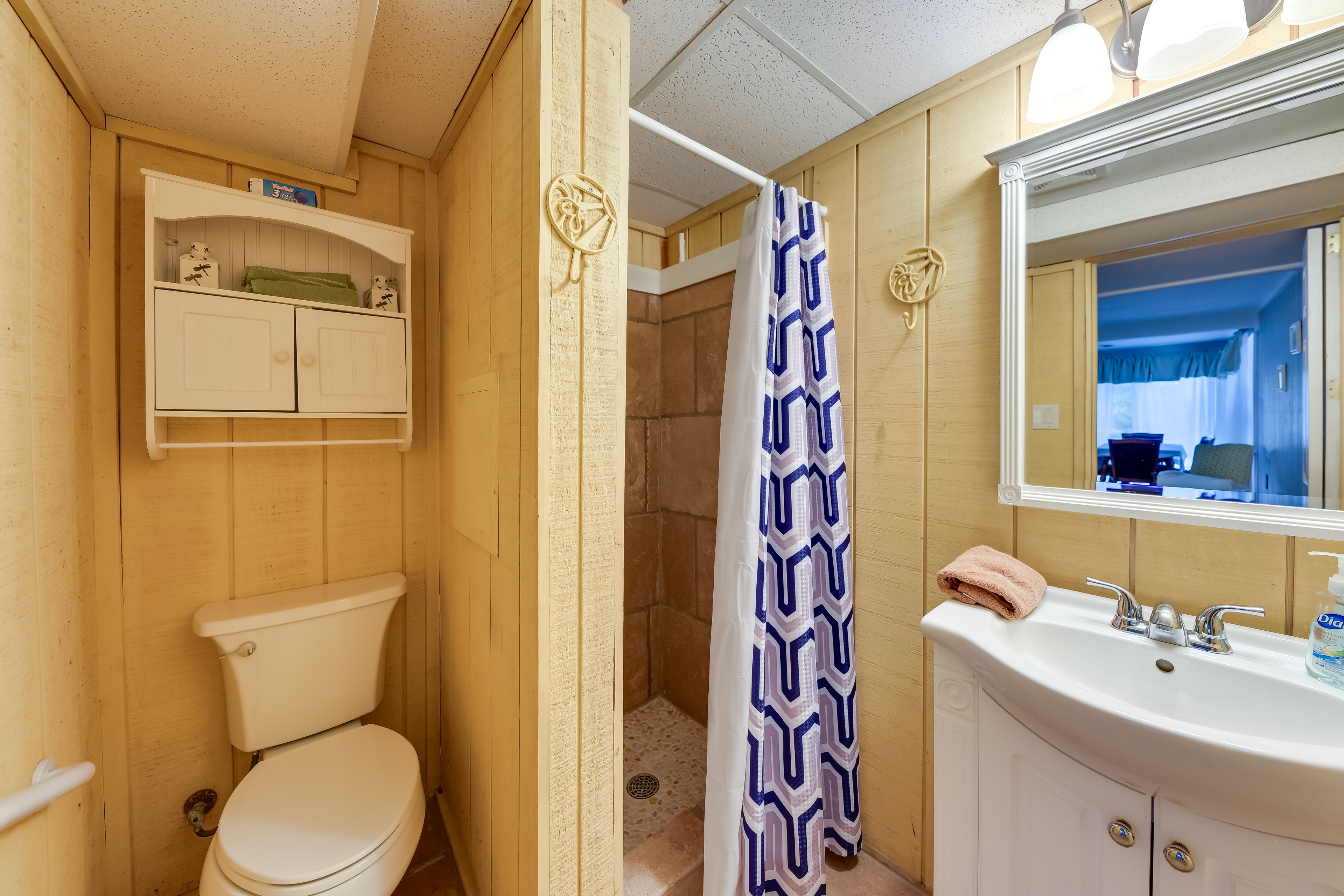 Full Bathroom | Lower Level