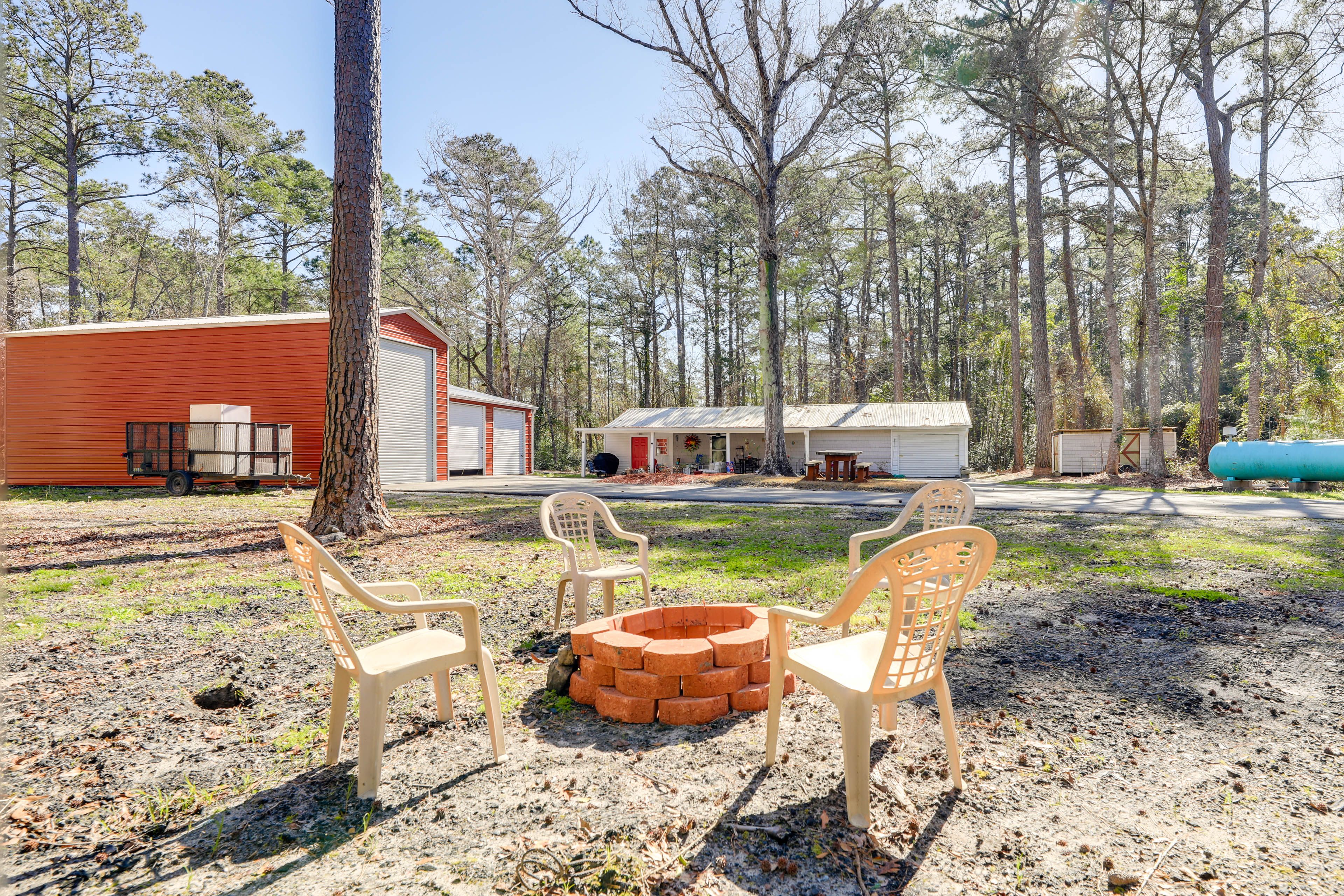 Newport Vacation Rental | 1BR | 1BA | Step-Free Access | 600 Sq Ft