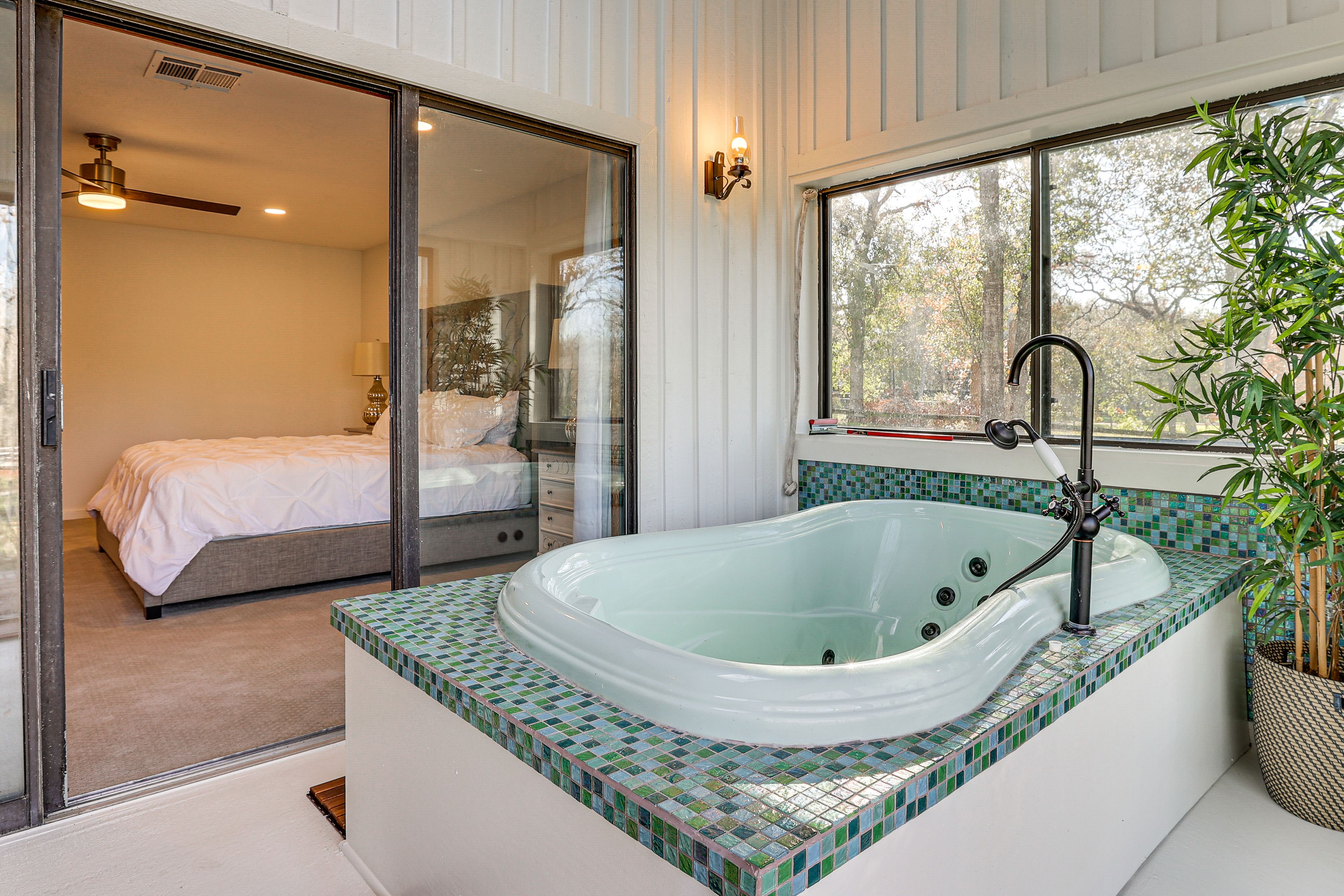 Private Hot Tub | Enclosed Patio