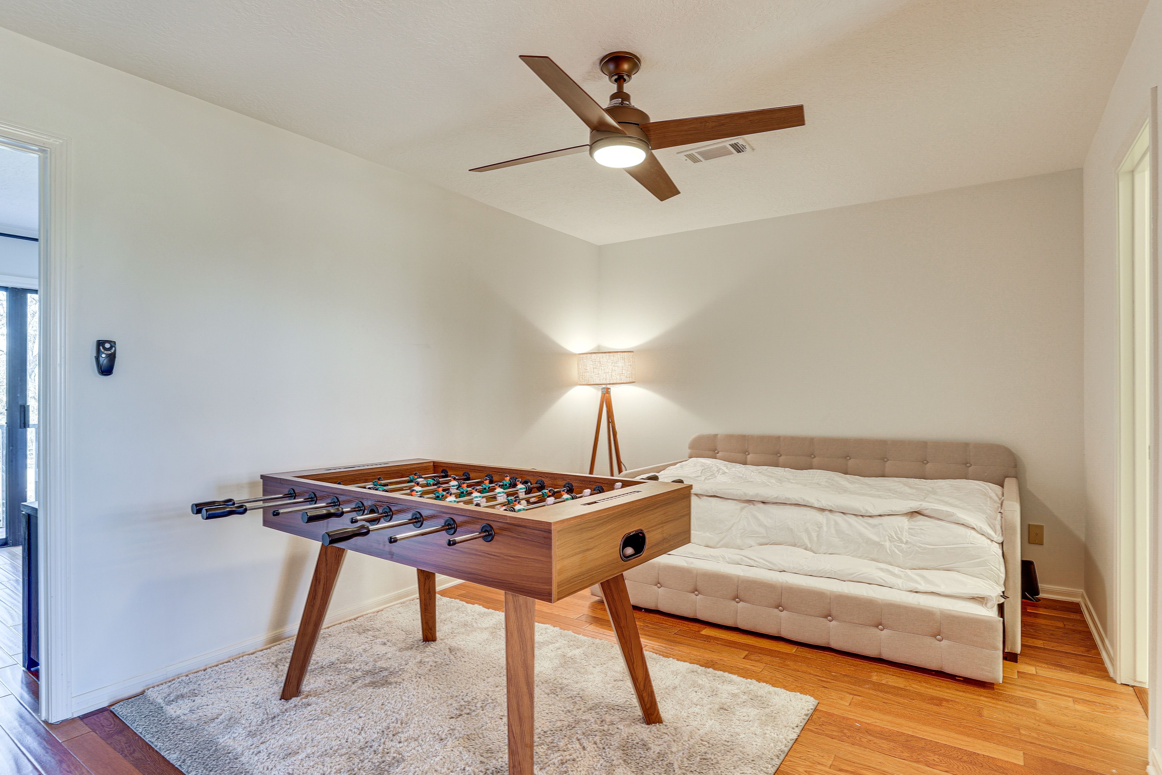 Bonus Room | Twin Daybed w/ Twin Trundle | 2nd Floor