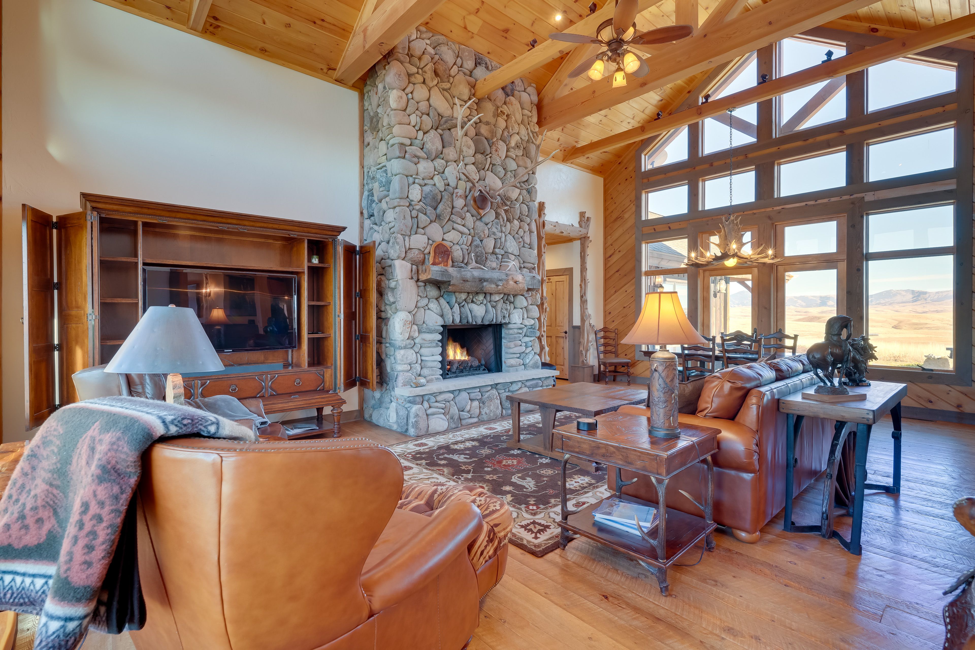 Belt Vacation Rental | 4BR | 4BA | 2,750 Sq Ft | Steps Required