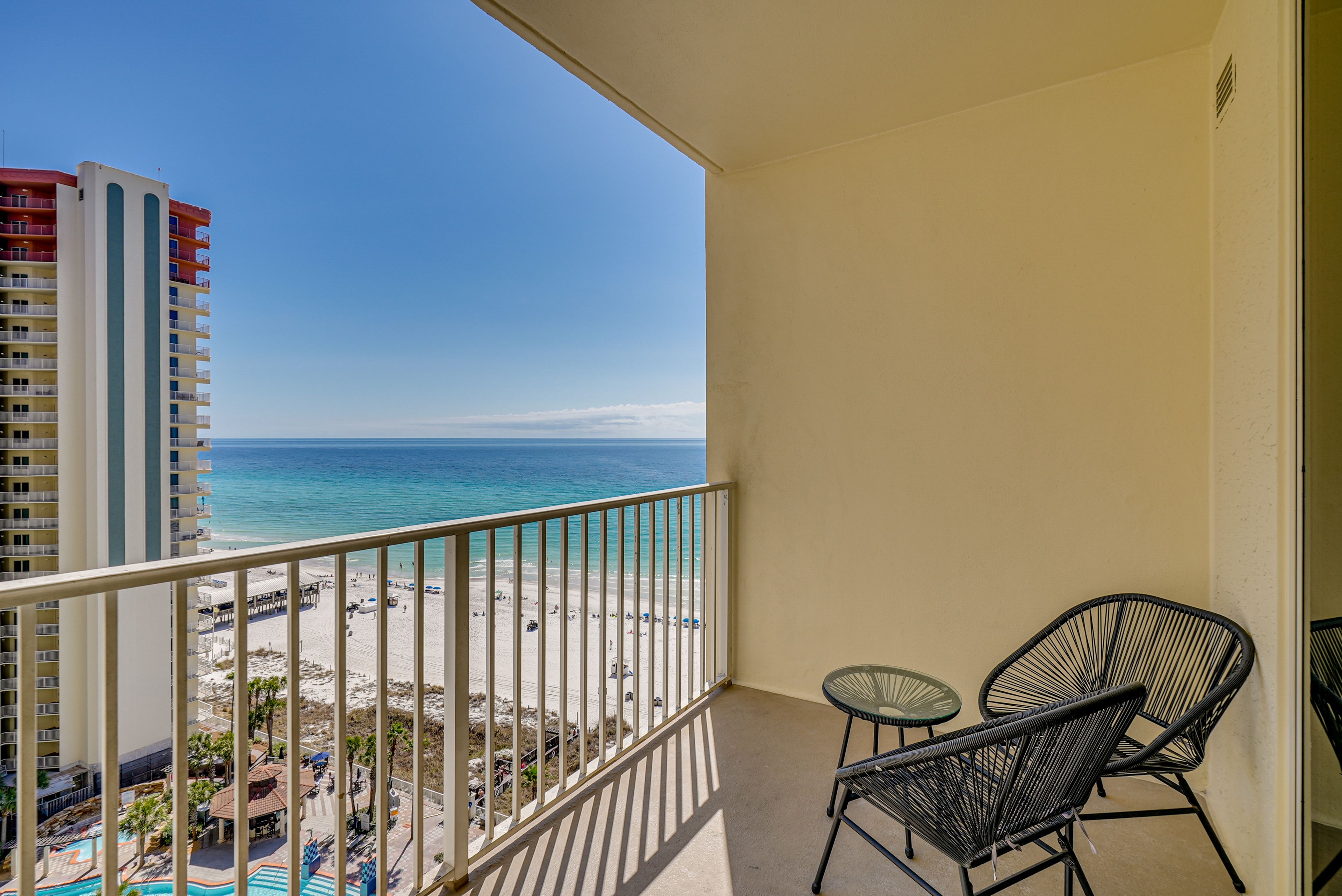 Balcony | Outdoor Dining Area | Ocean View