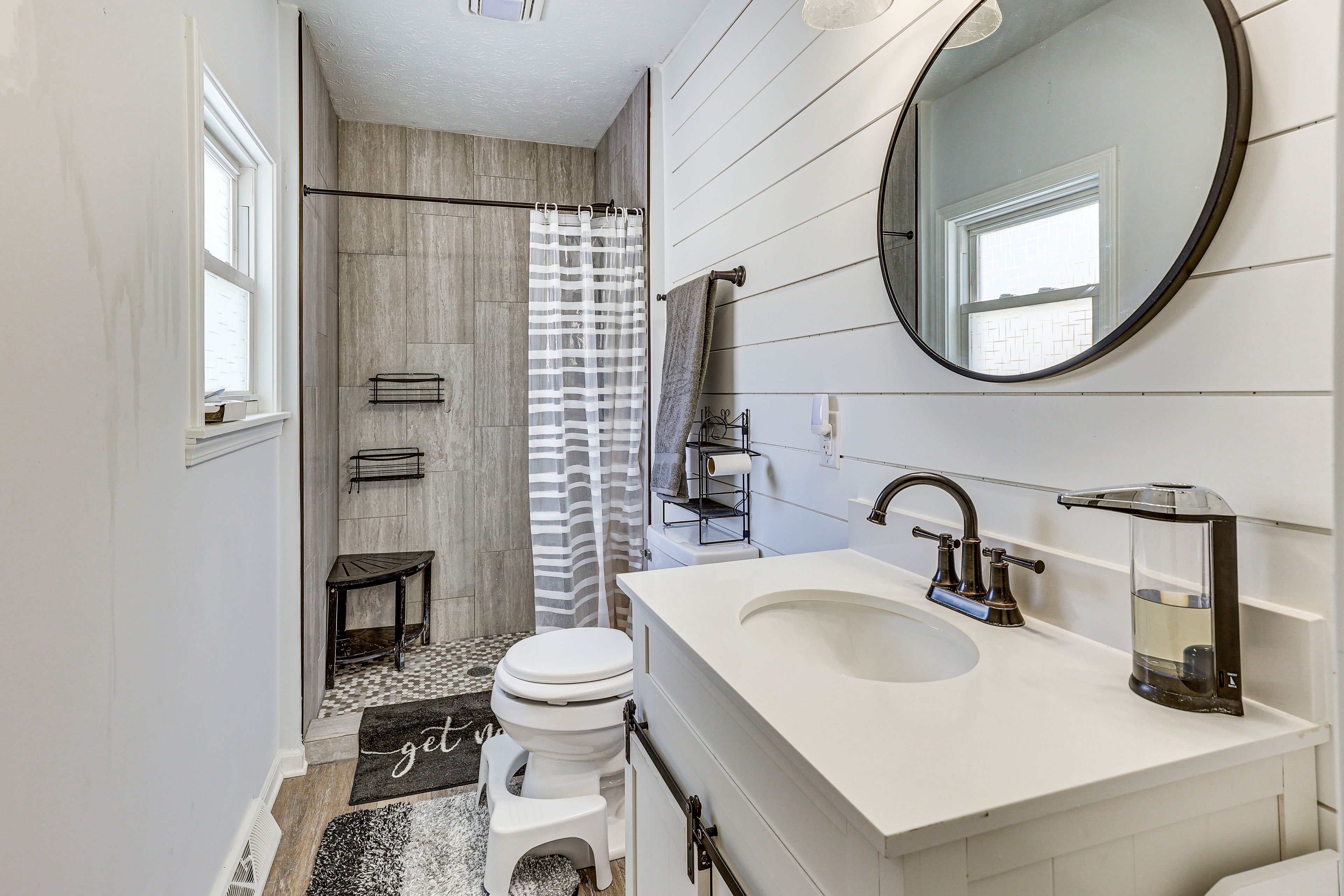 En-Suite Bathroom | Complimentary Toiletries | 3rd Floor