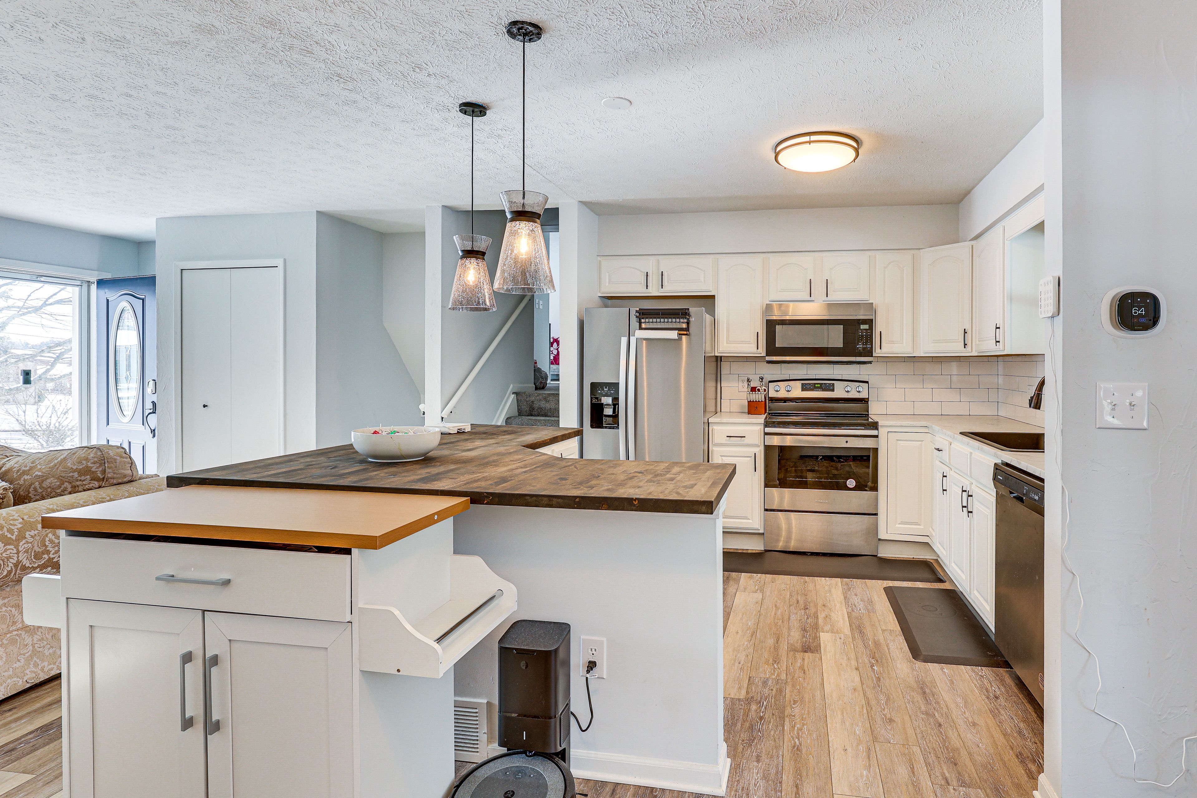 Kitchen | Dishwasher | 2nd Floor