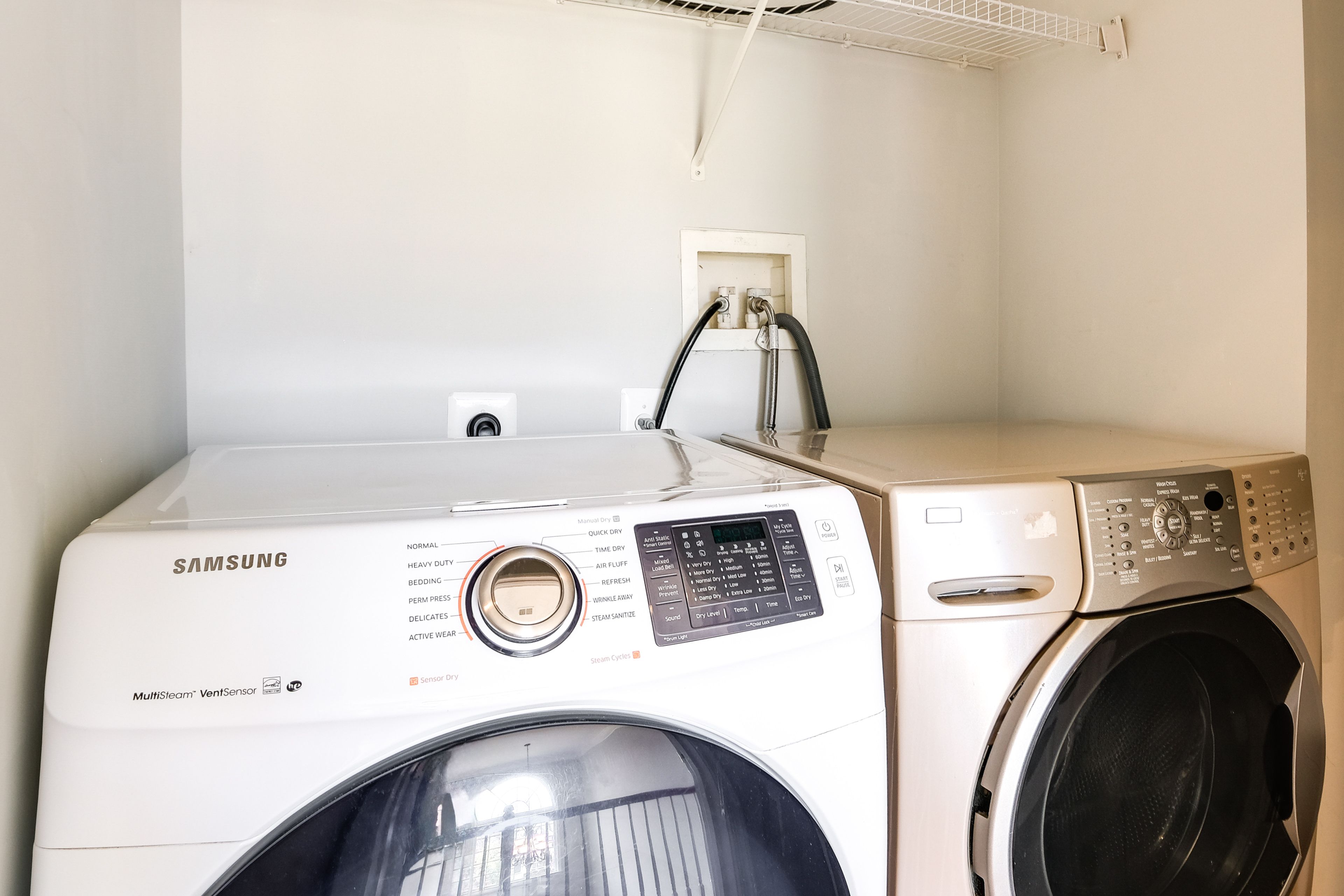 Washer + Dryer