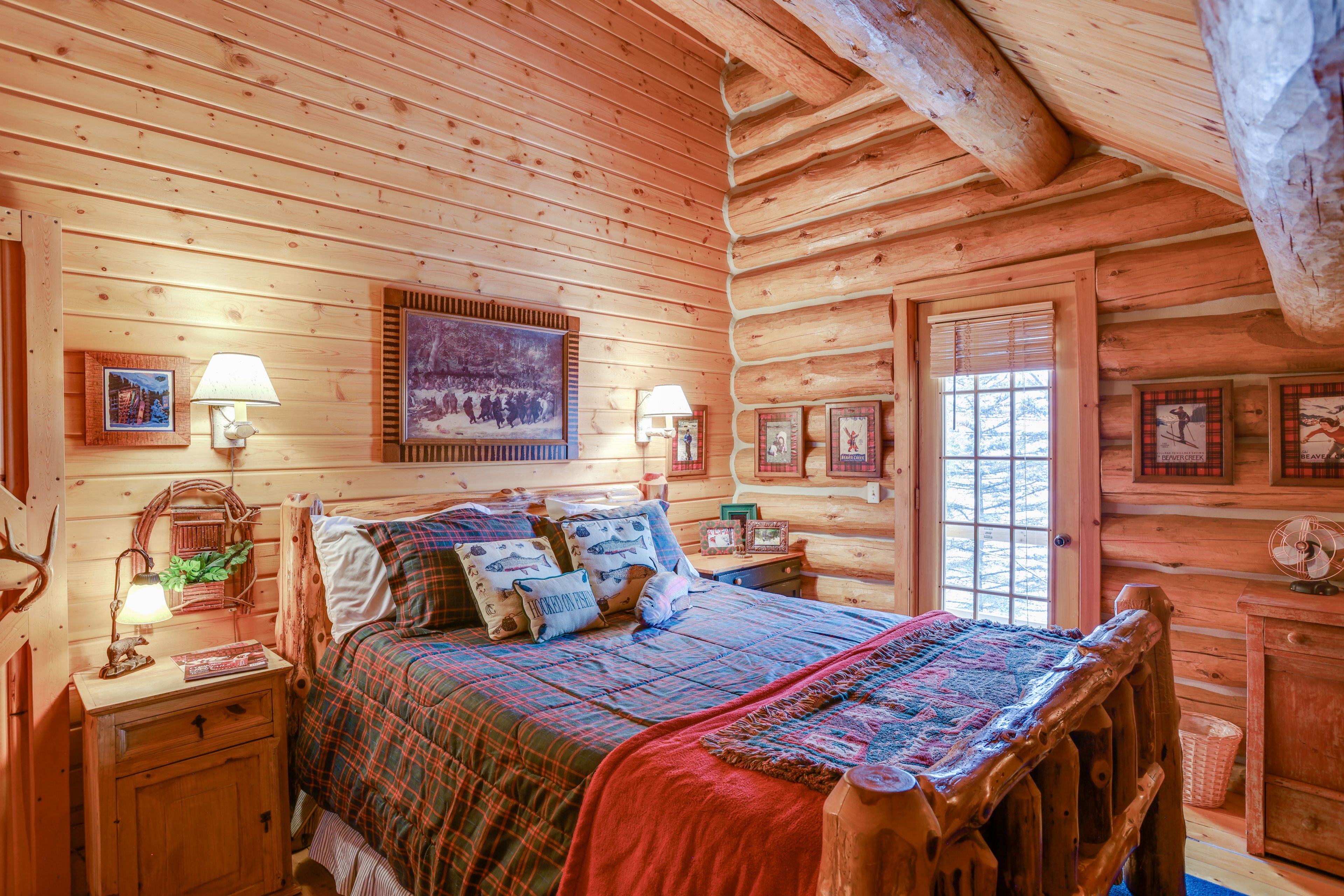 Bedroom 1 | Queen Bed | En-Suite Balcony | 2nd Floor