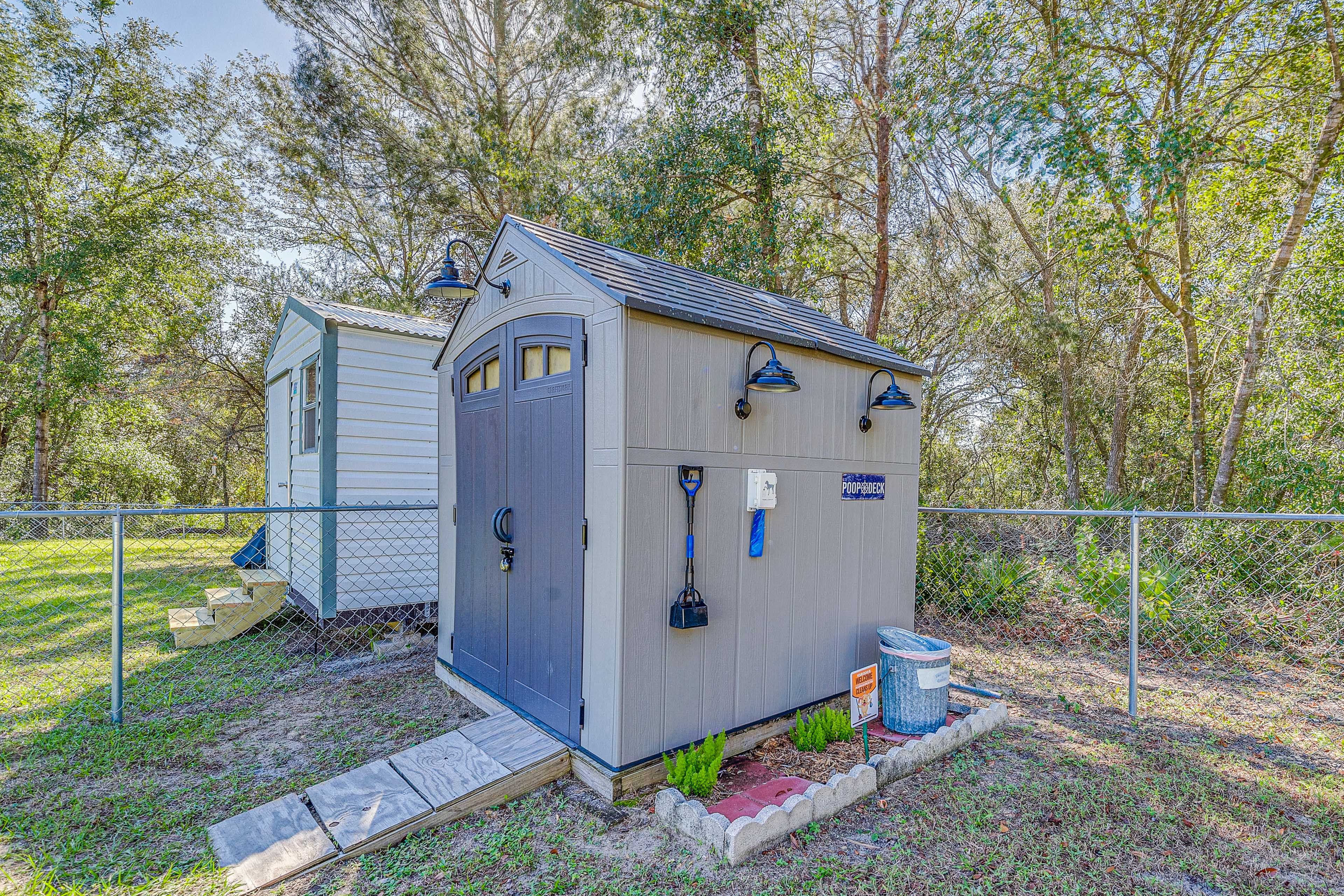Poop Scooping Station