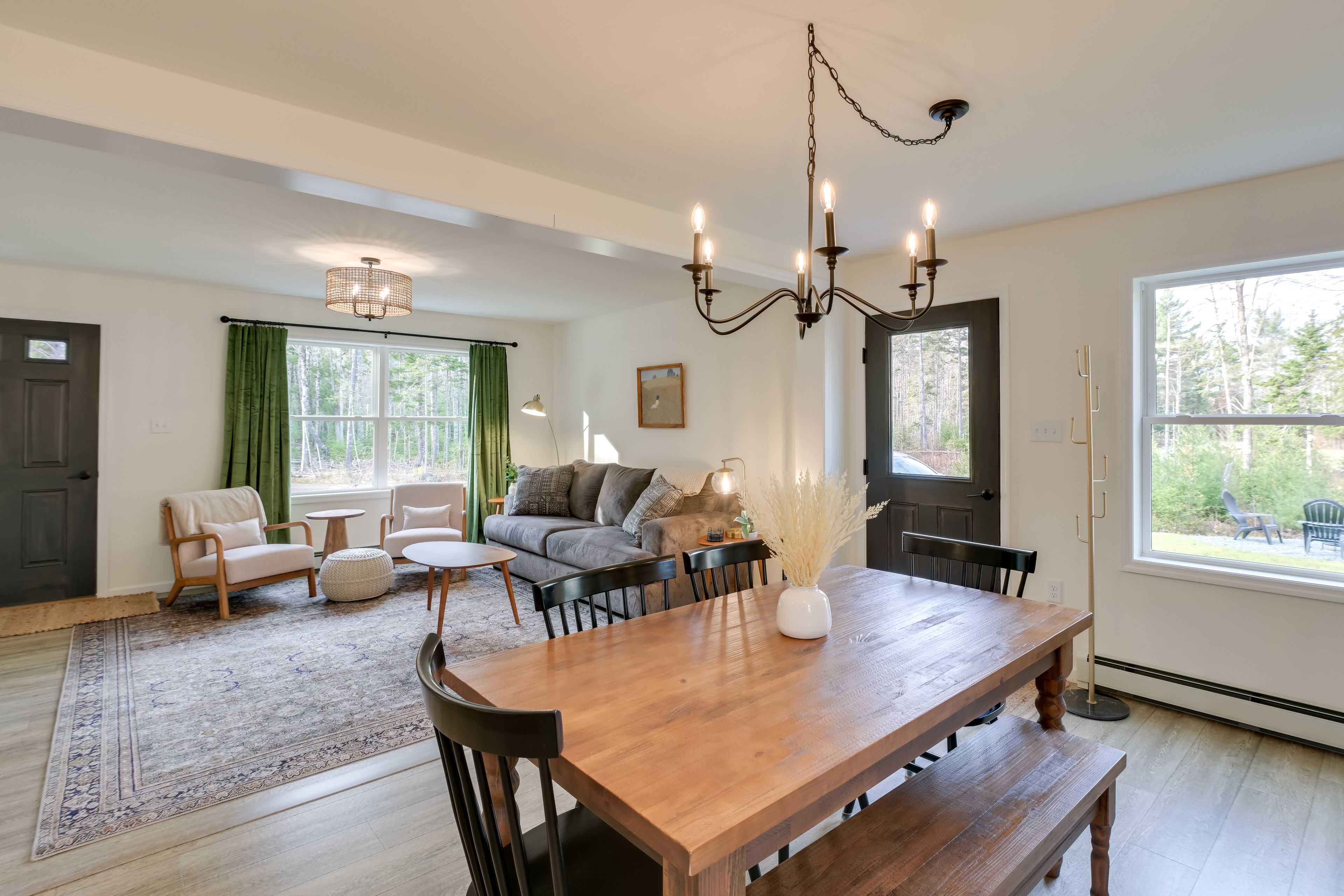 Dining Area | Fully Equipped Kitchen