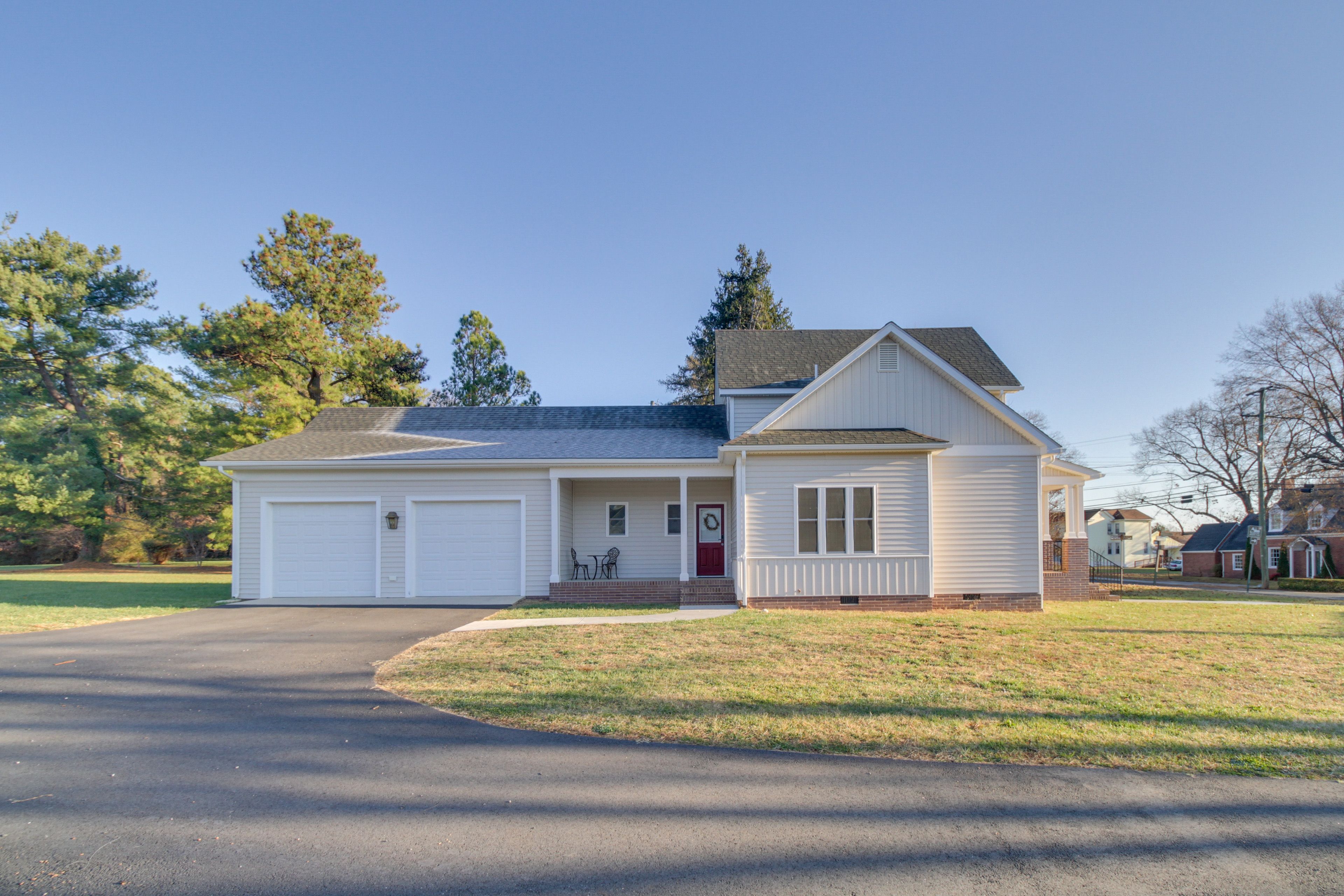Driveway | No Garage Access