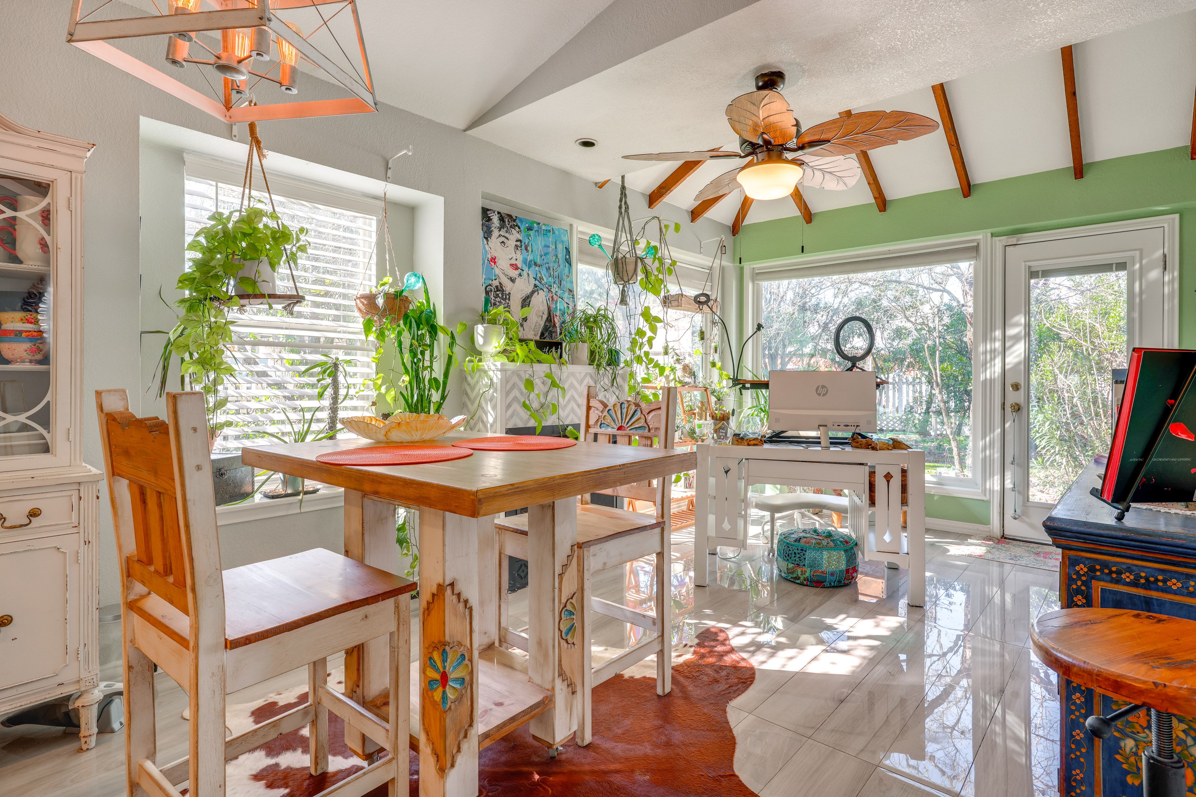 Dining Area & Workspace | Free WiFi