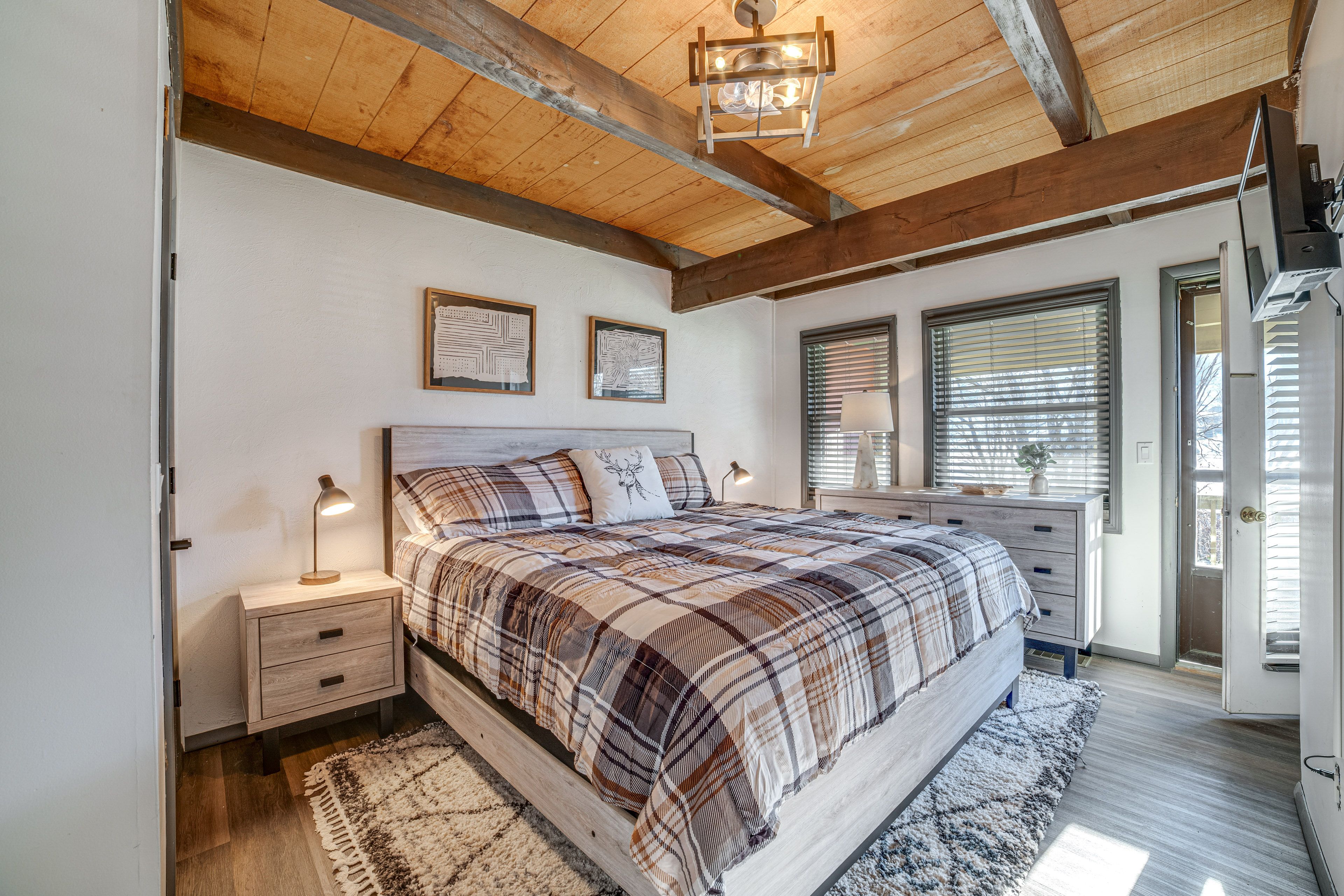Bedroom 1 | 1st Floor | King Bed | Smart TV w/ Cable | Bottom Deck Access