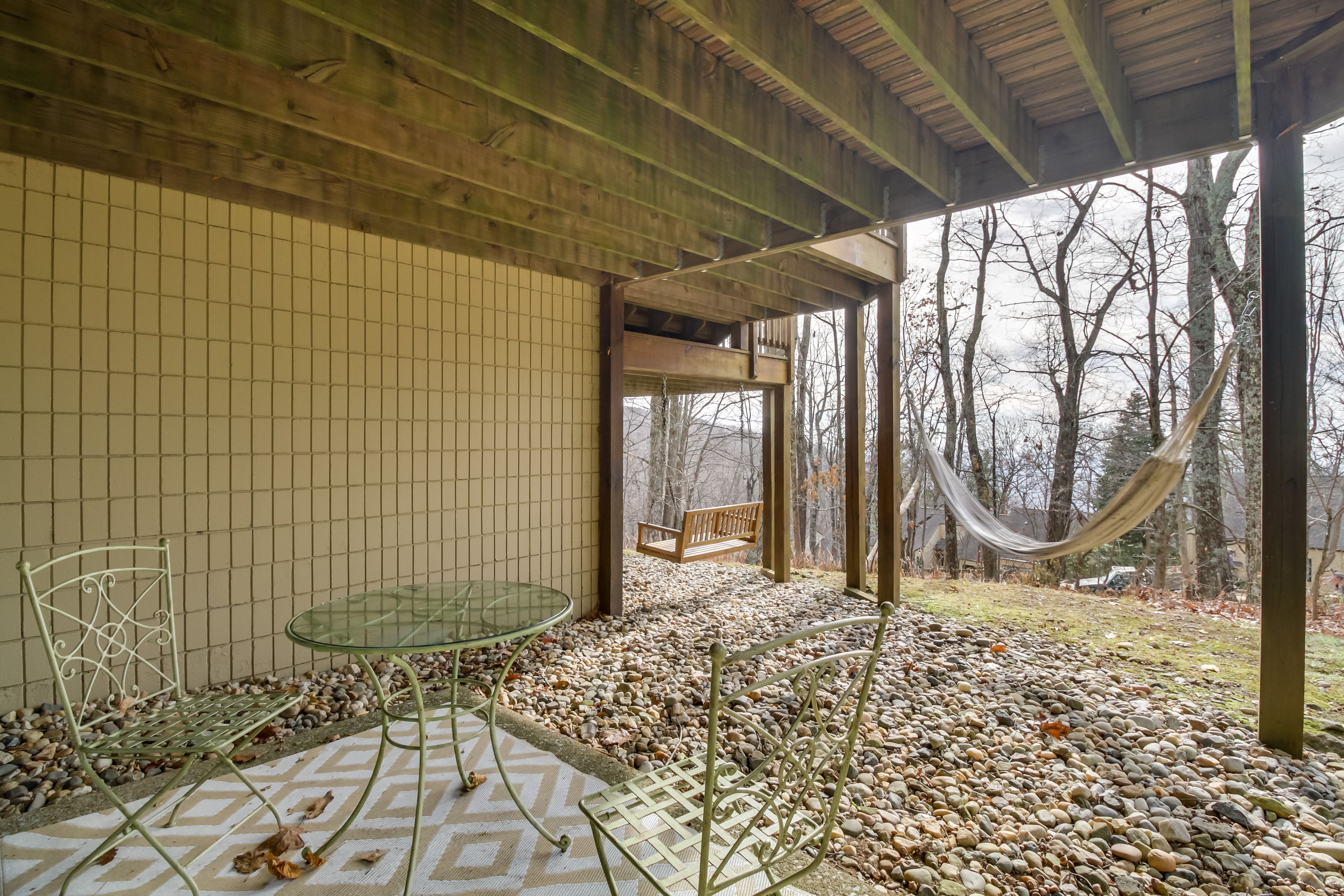 2nd Patio | Additional Outdoor Dining