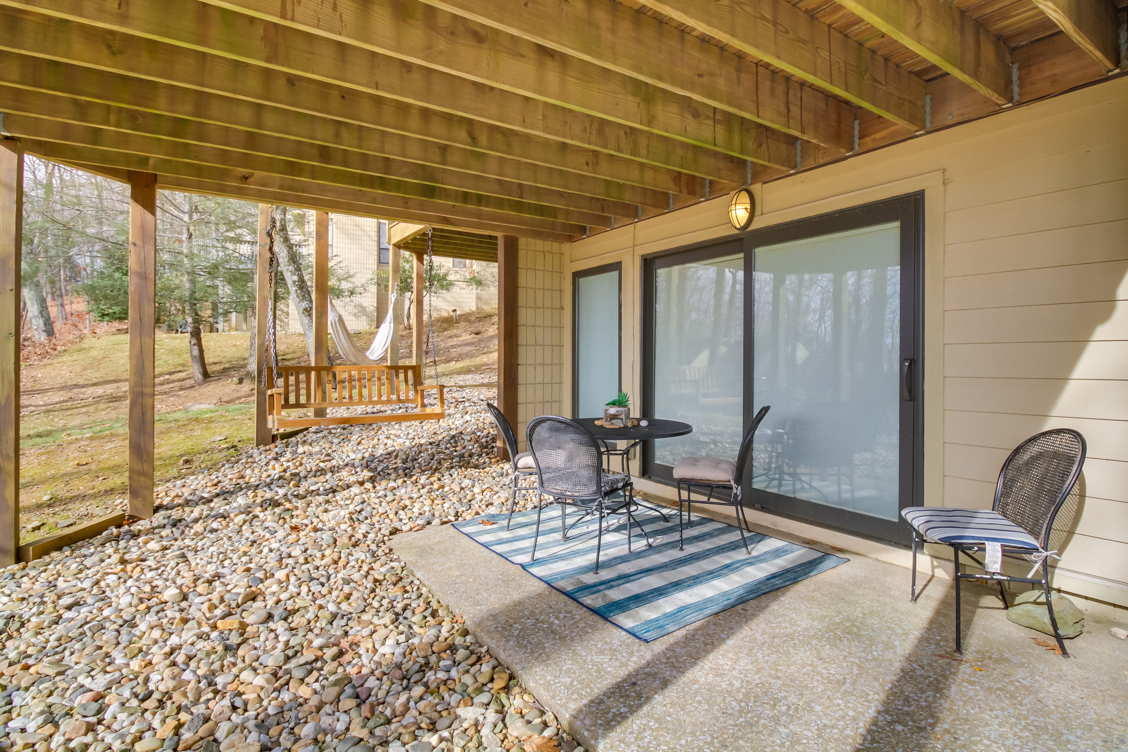 Lower-Level Patio | Additional Outdoor Dining