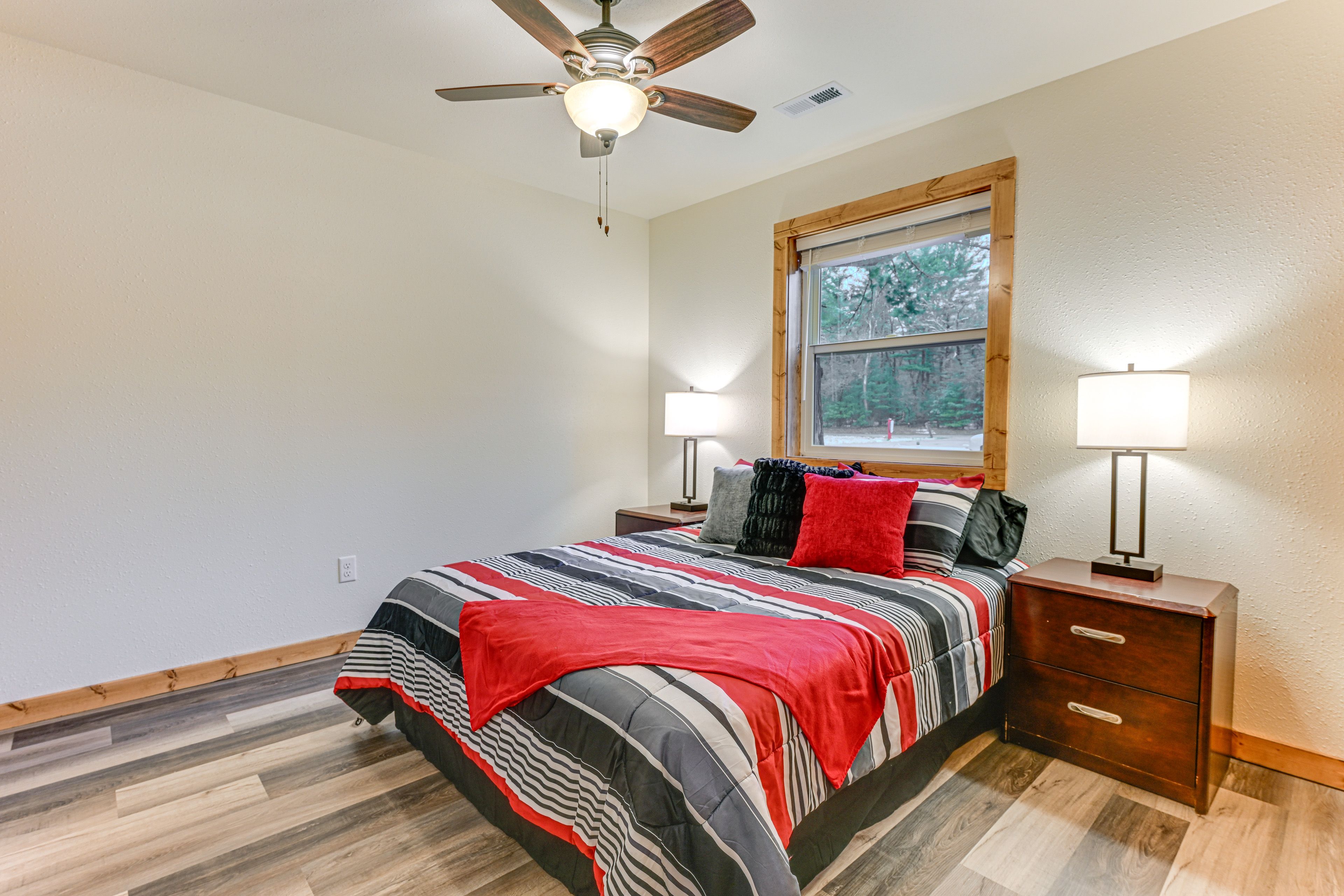 Bedroom 1 | Queen Bed | Linens Provided