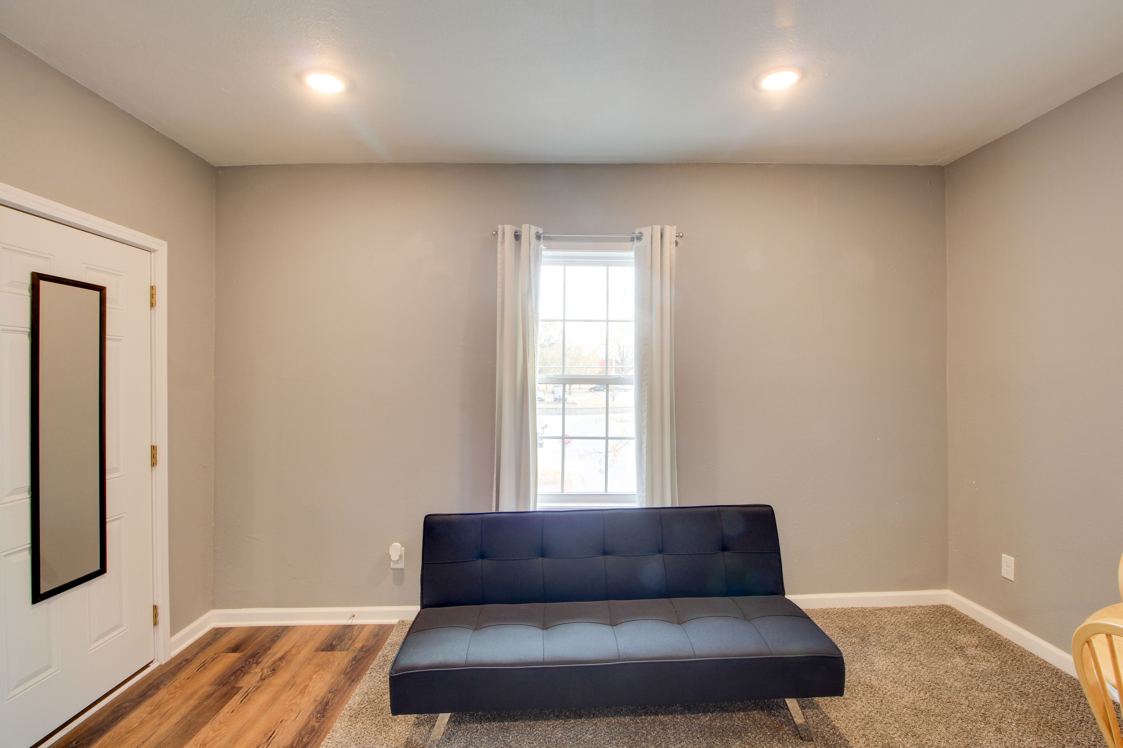 Living Area | Flat-Screen TV | Central Heating & A/C