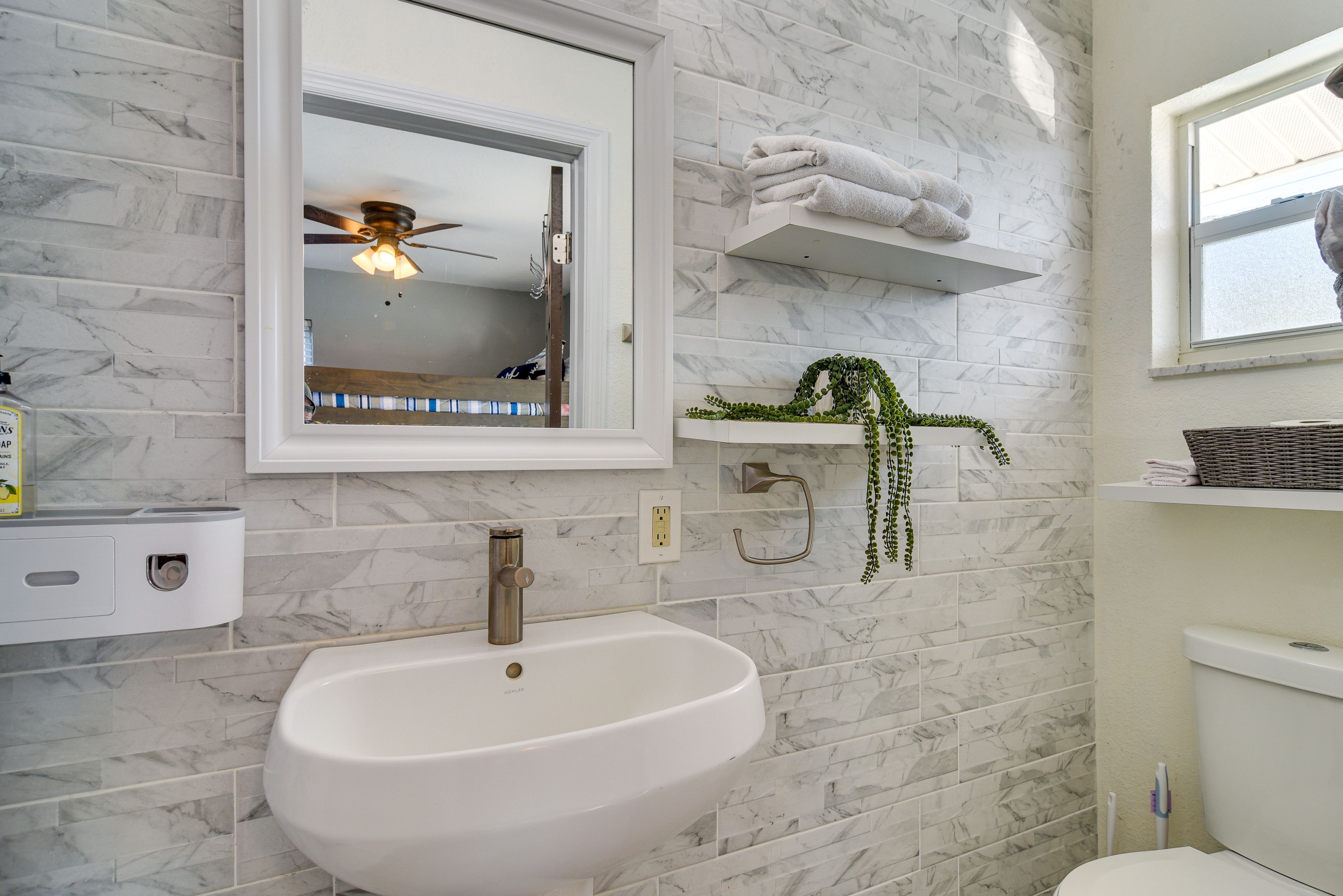 En-Suite Bathroom | Access via Bedroom 3 | Towels Provided