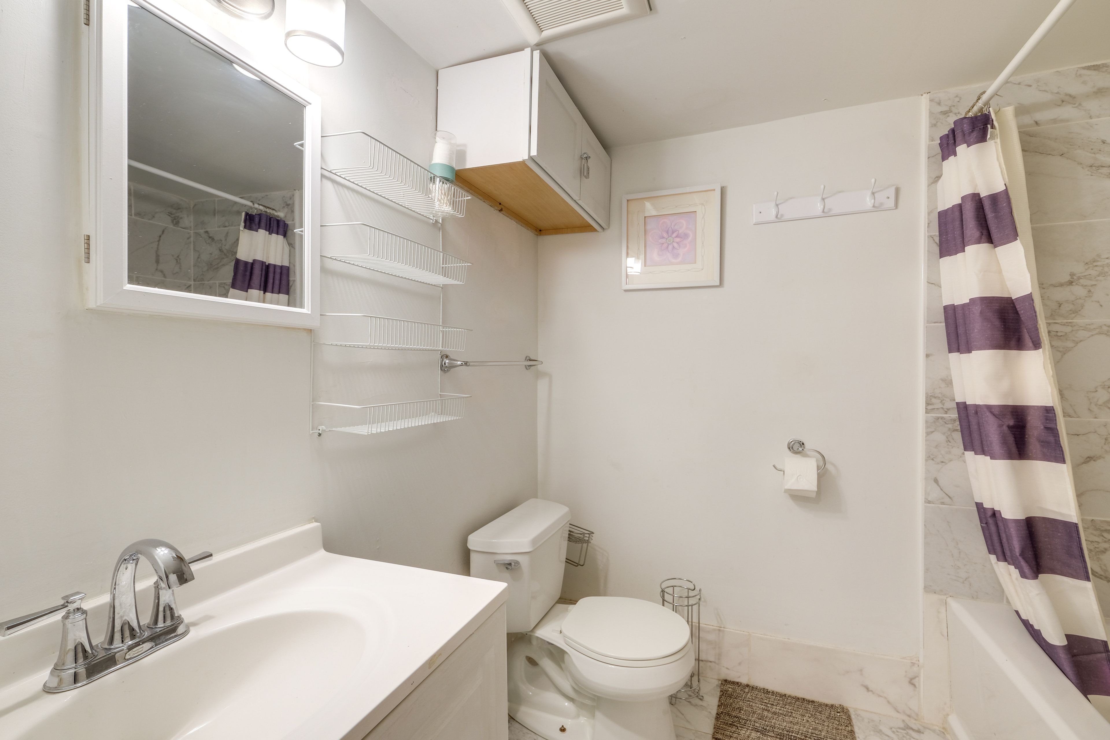Full Bathroom | Lower Level