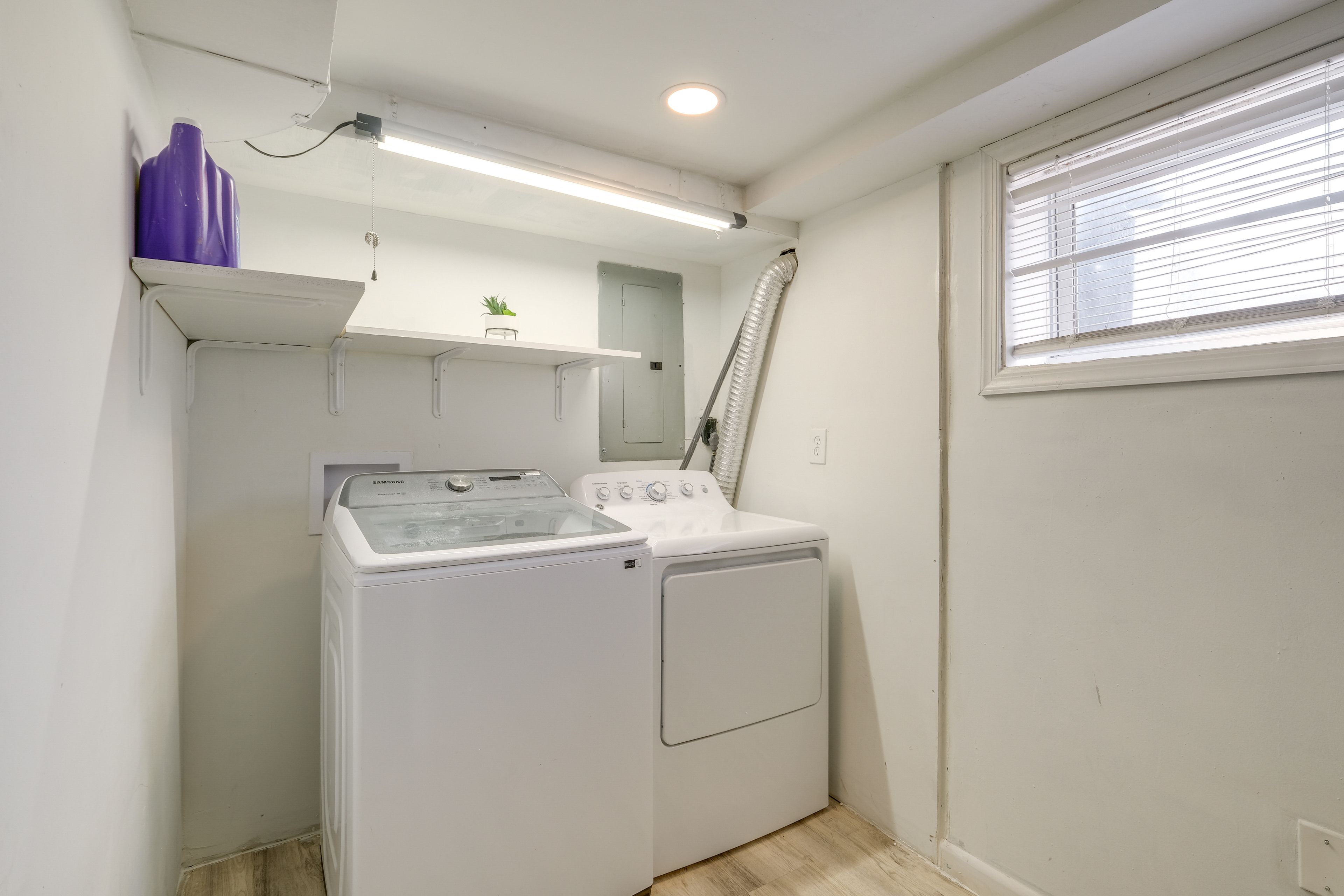 Washer & Dryer | Lower Level