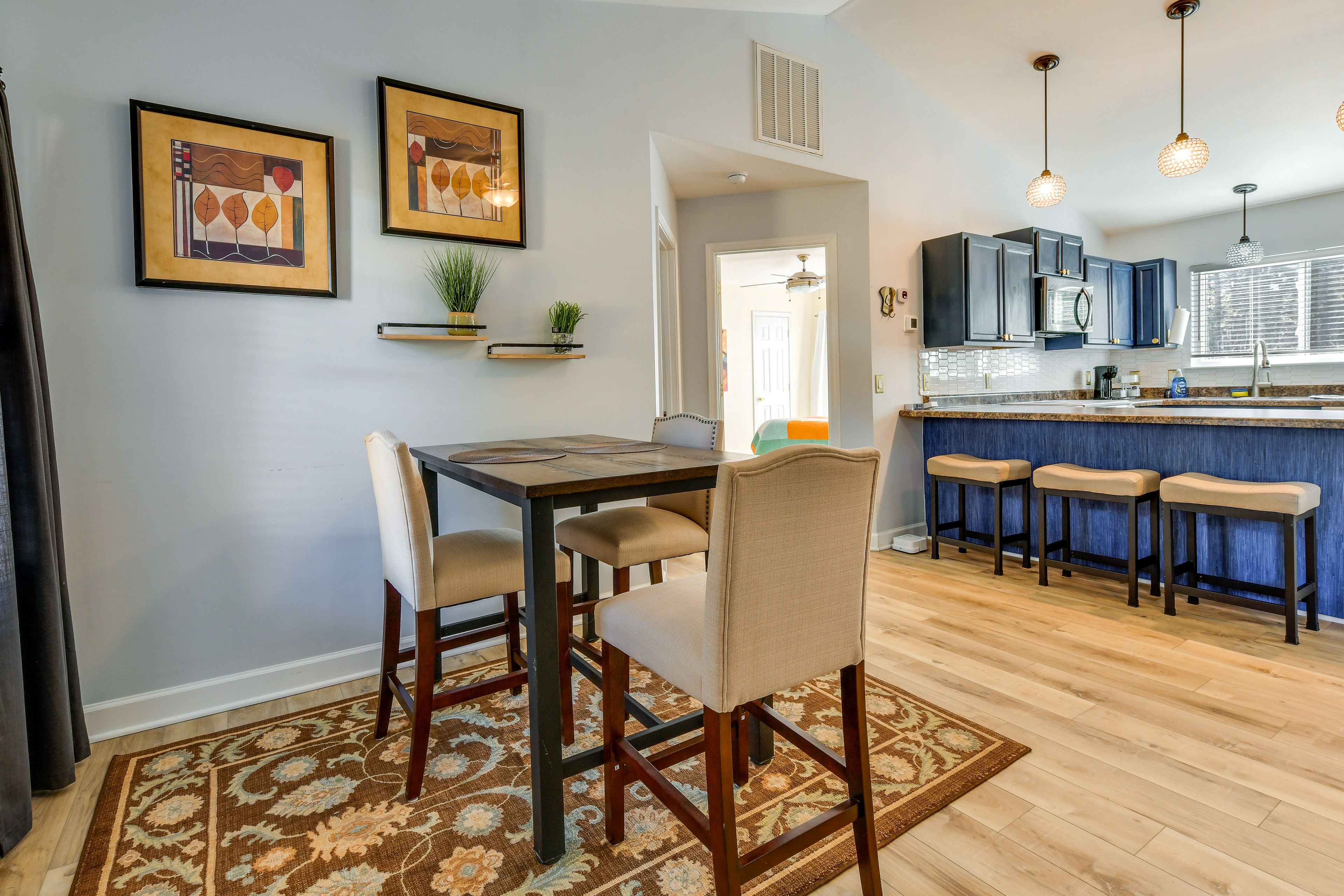 Dining Area | Open Floor Plan