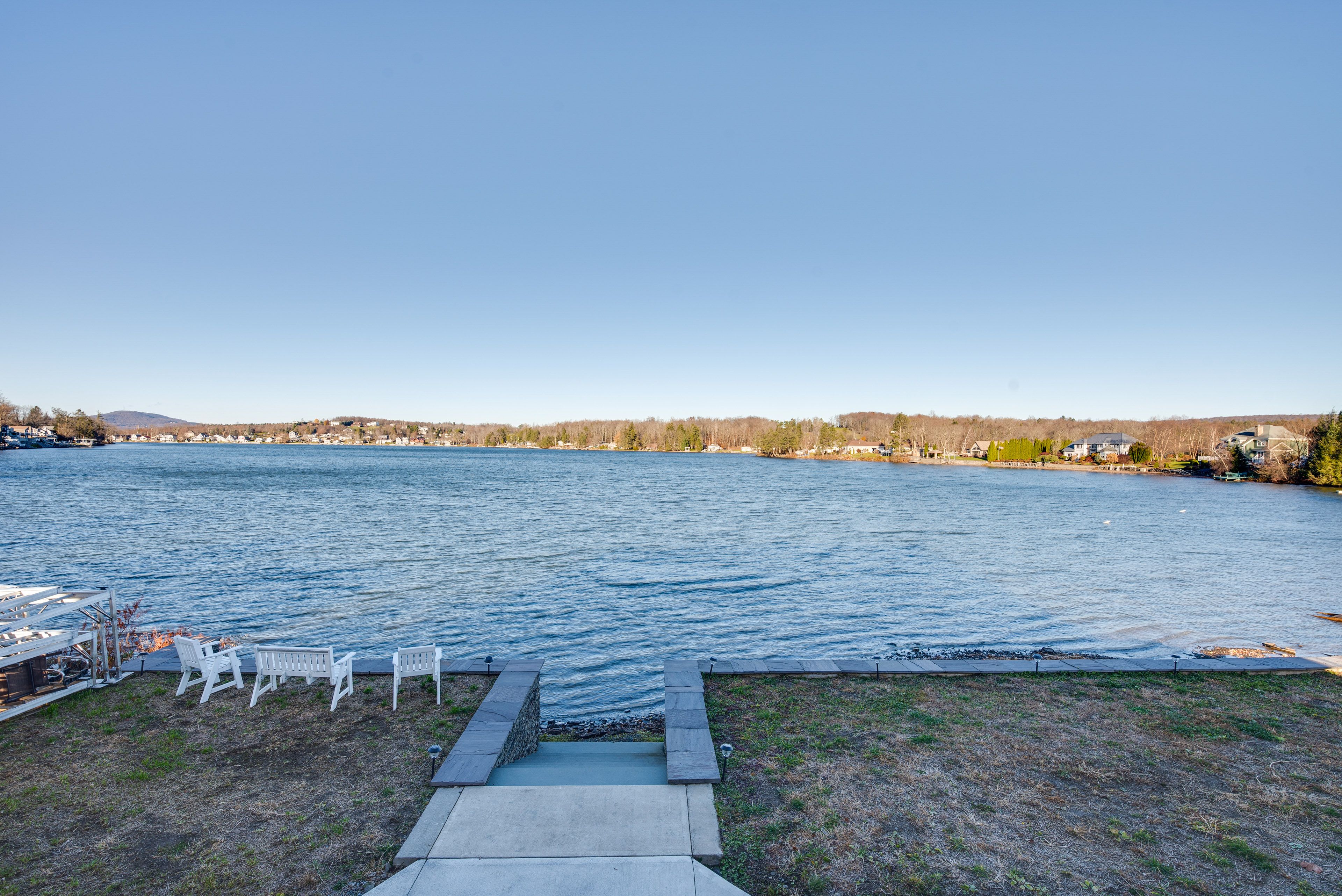 Lakefront | Deck | Fire Pit