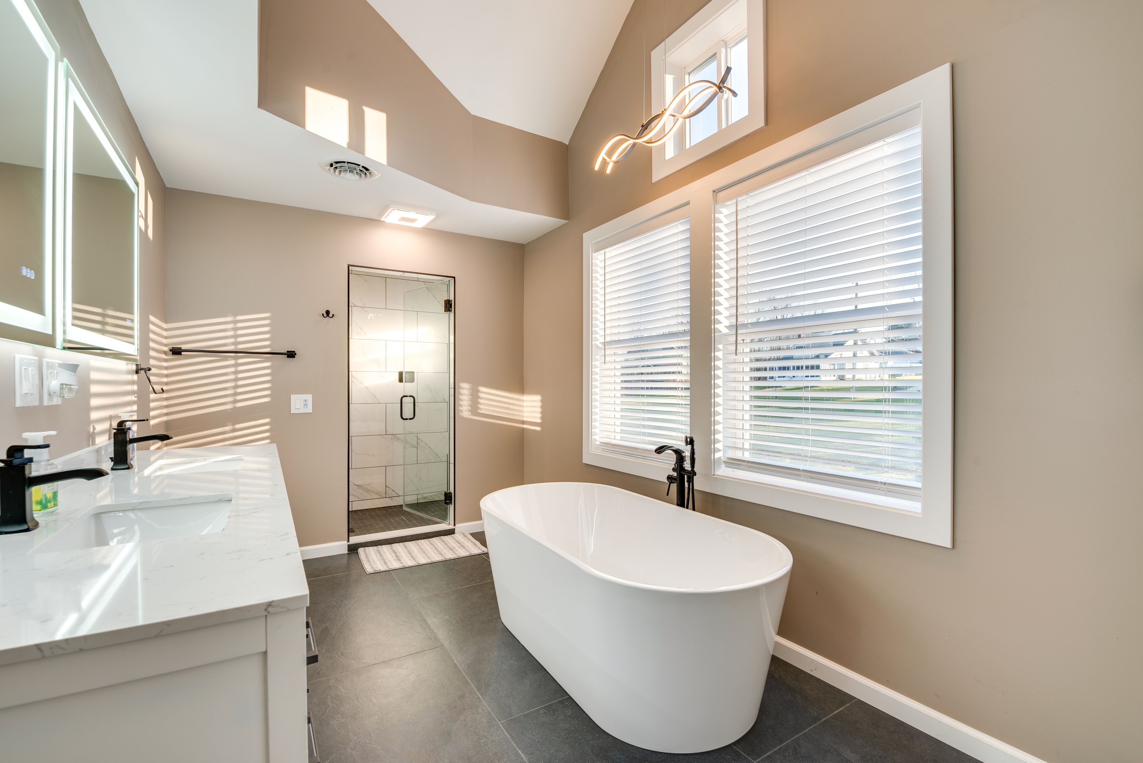 En-Suite Bathroom | Towels | Hair Dryer