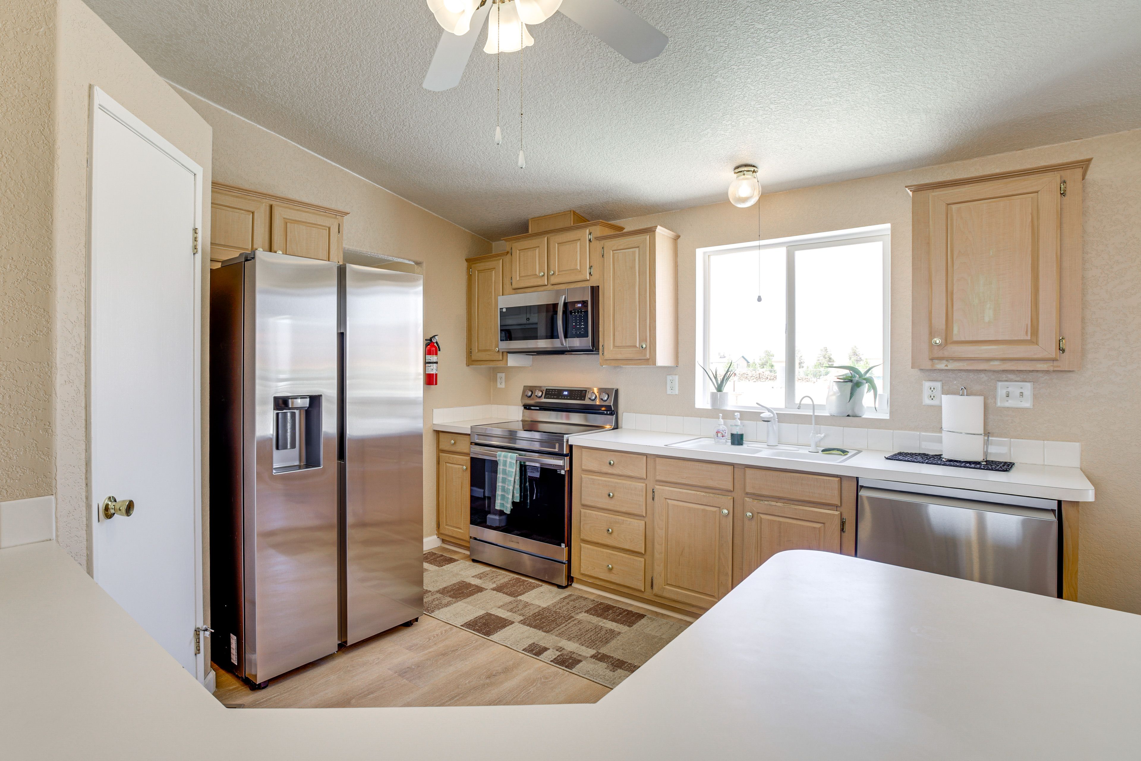 Kitchen | Single-Story House | Central Heating & A/C | In-Unit Laundry