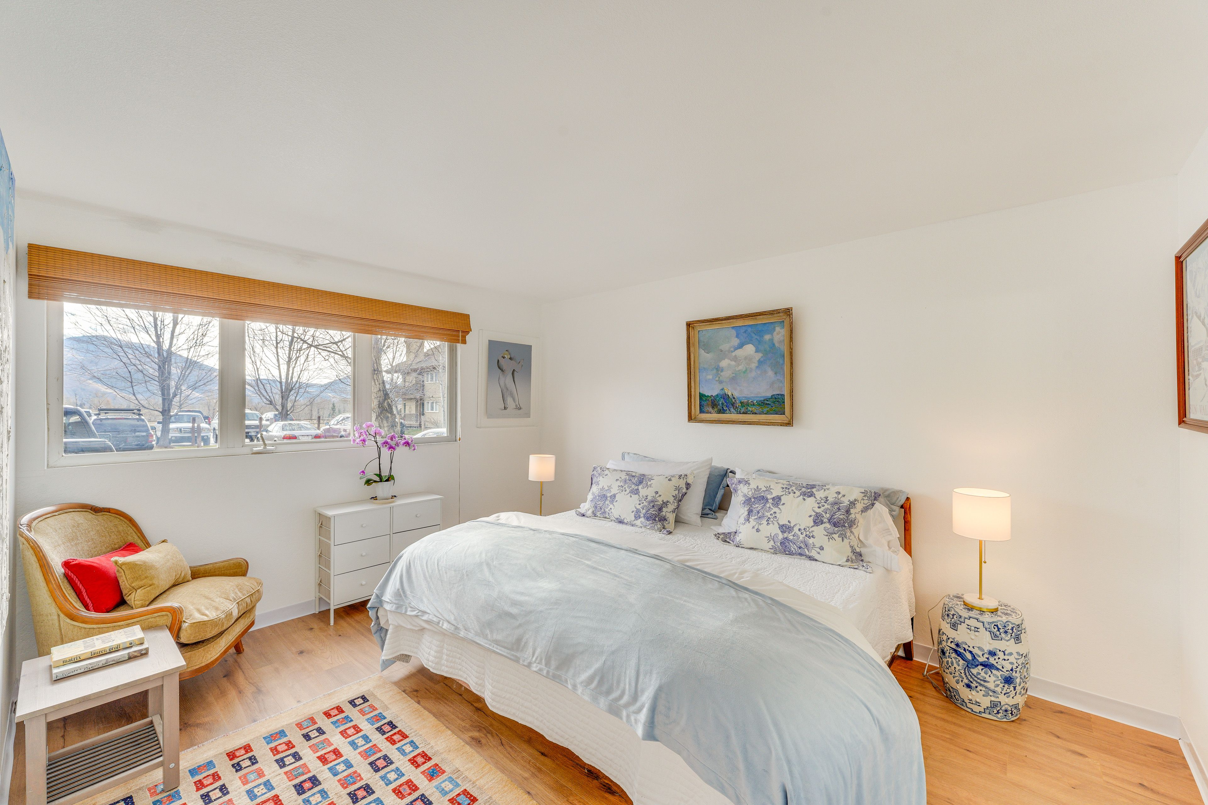 Bedroom | King Bed