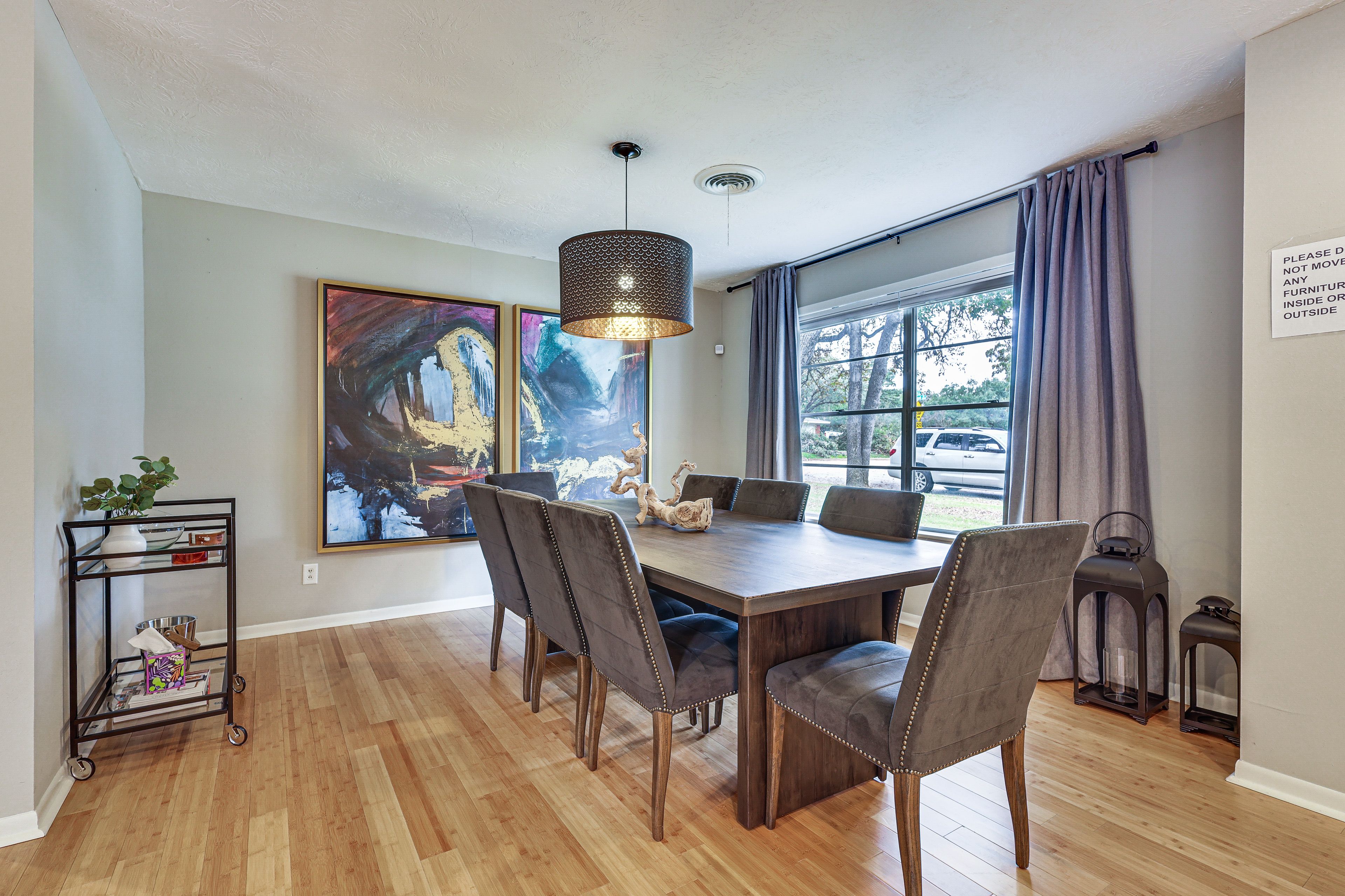 Dining Area | Private Workstation | Central Air Conditioning/Heat | Free WiFi