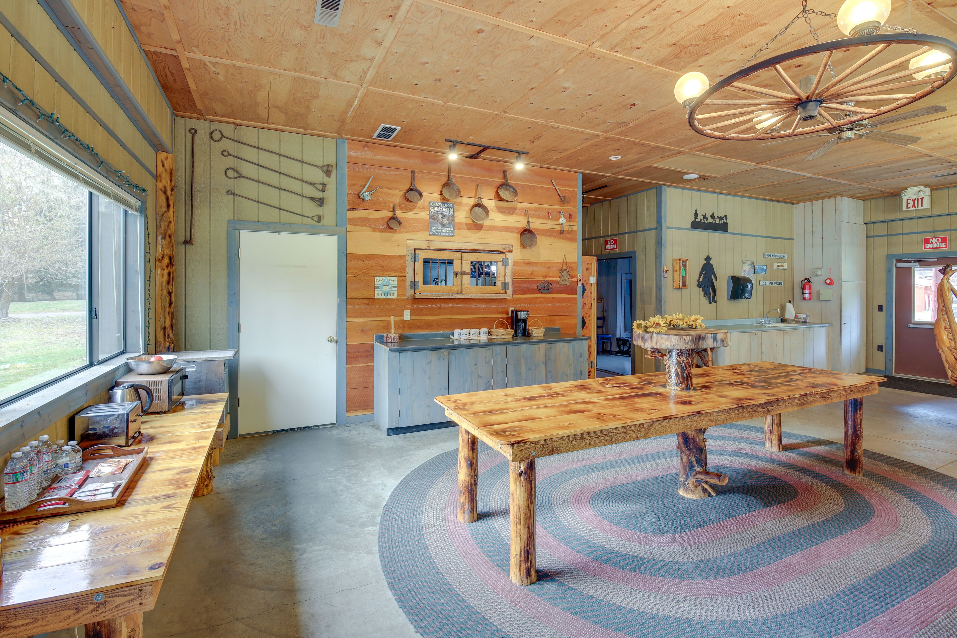 Black Diamond Ranch Lodge | Open 24 Hours | Pool Table | Play Area