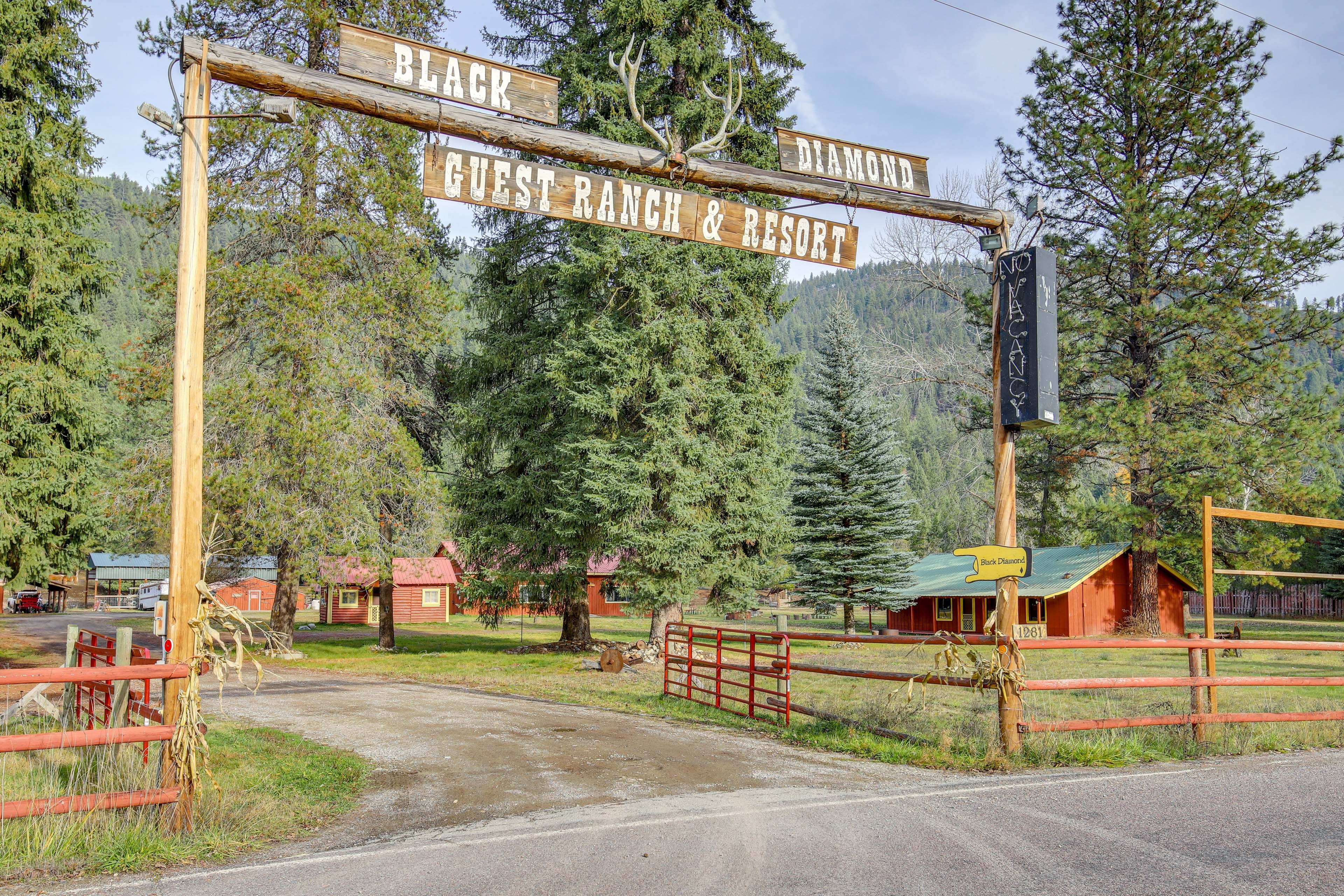 Studio Exterior | 40-Acre Working Ranch