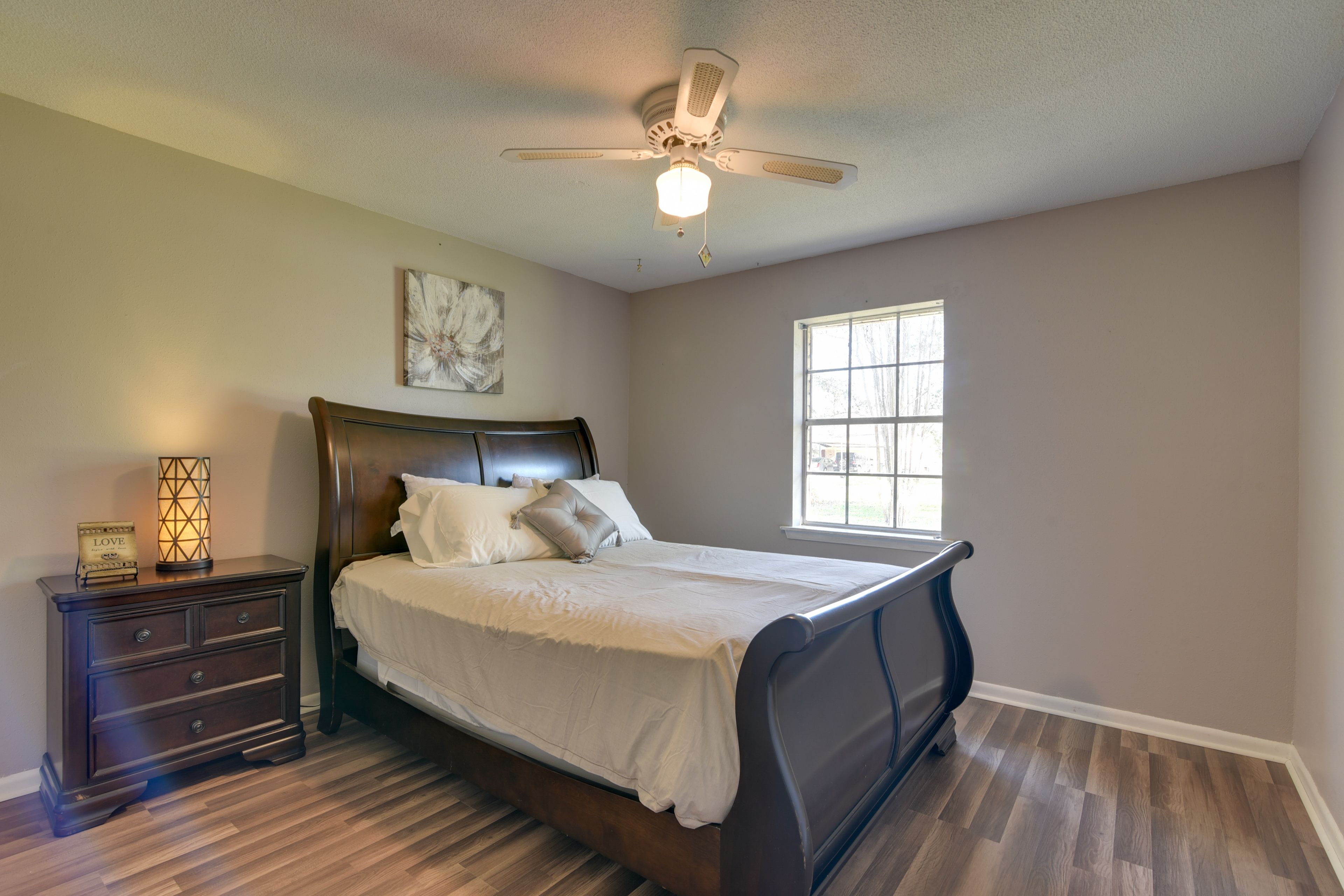 Bedroom 3 | Queen Bed